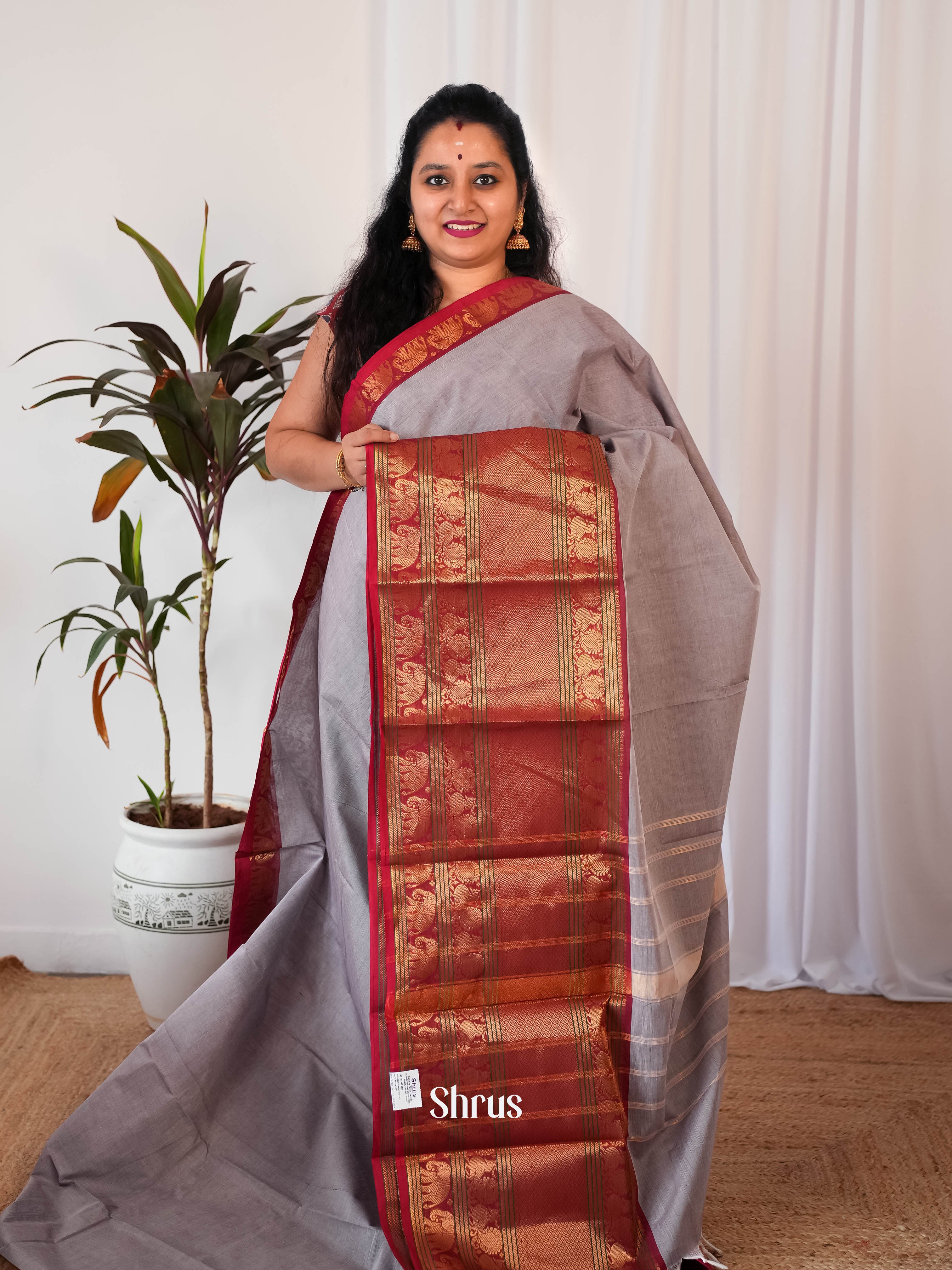 Grey & Red - Narayanpet Cotton Saree - Shop on Shrus.com