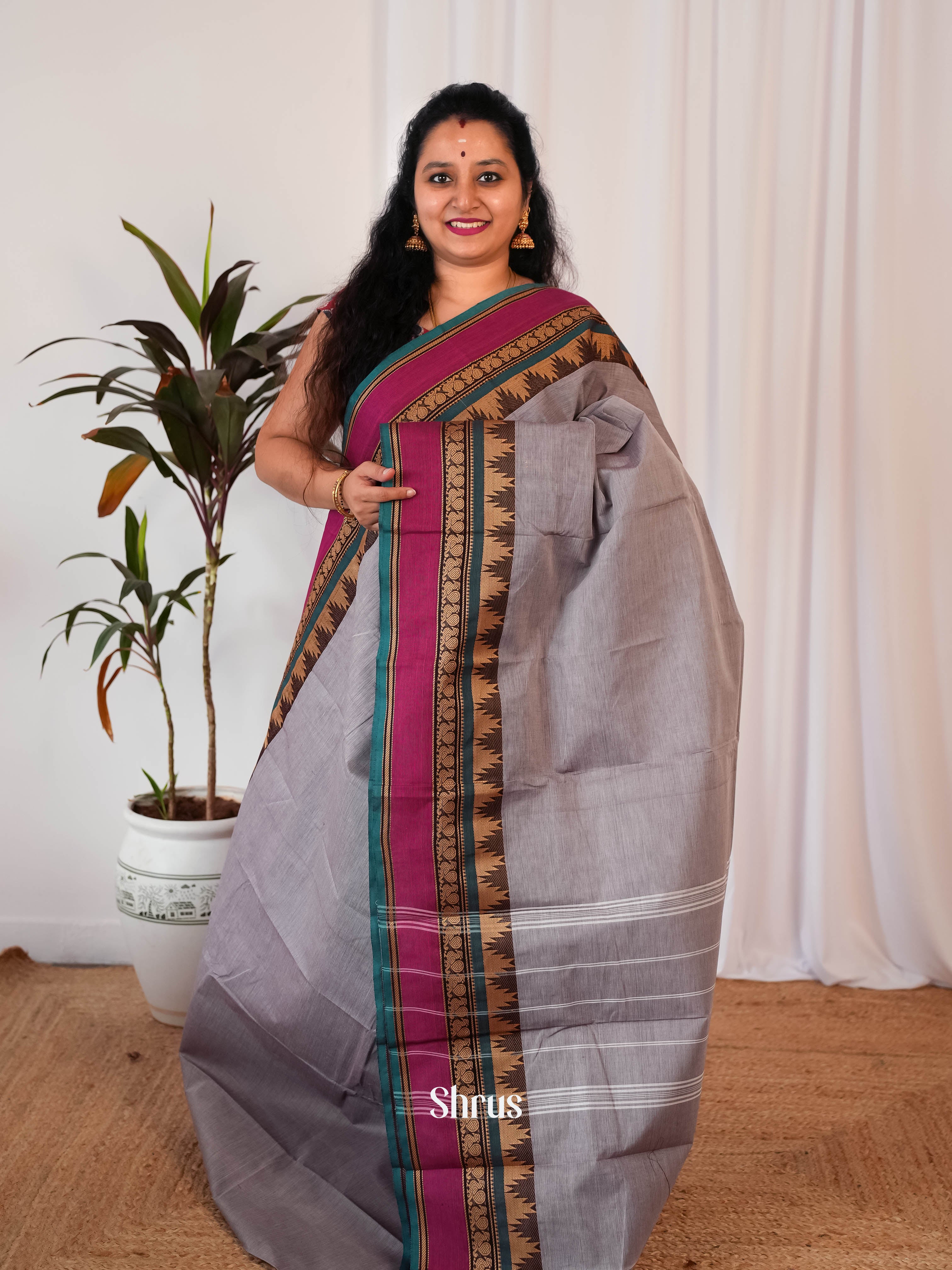 Grey & Green - Chettinad Cotton Saree - Shop on Shrus.com