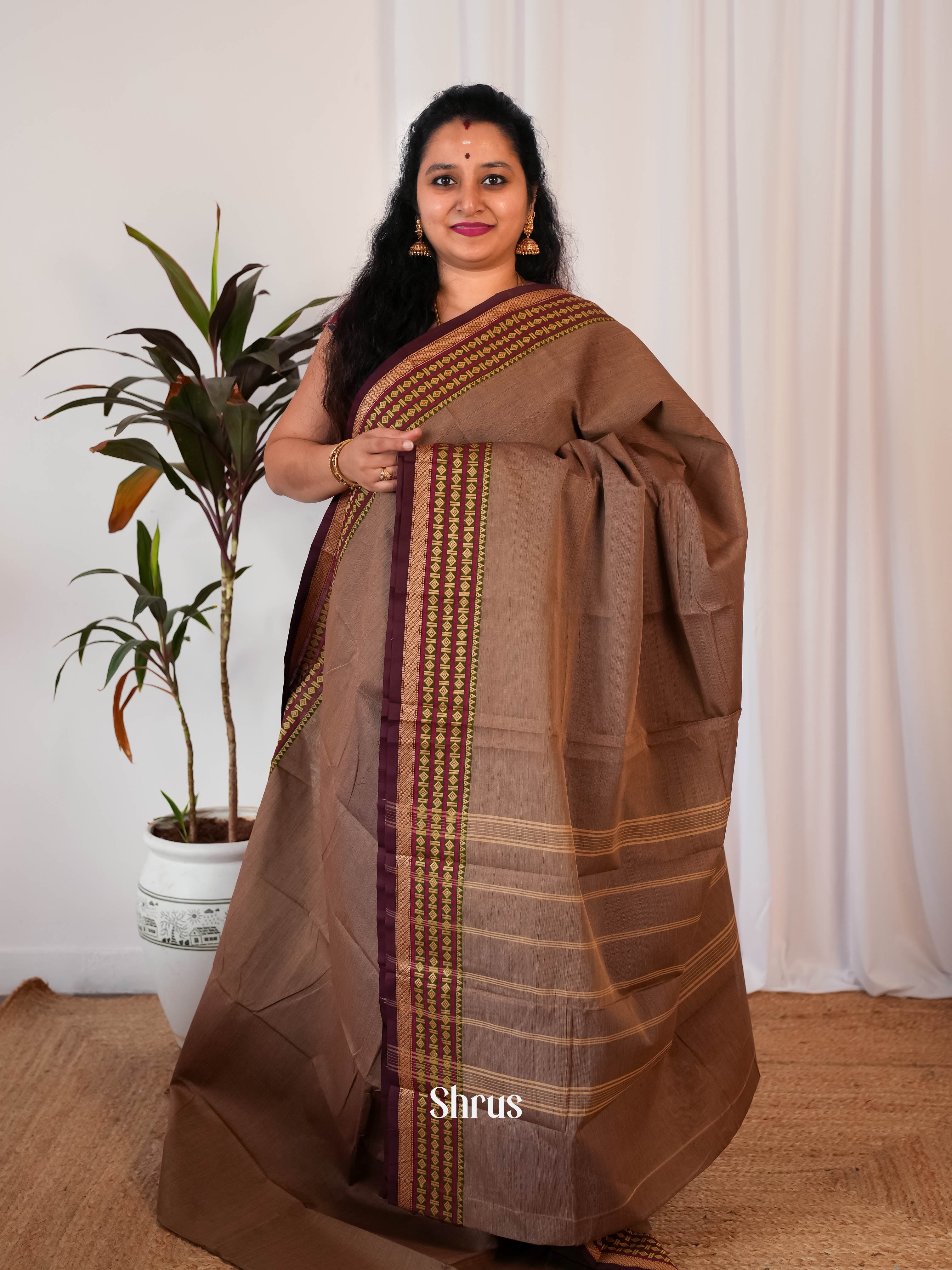 Brown & Coffee Brown- Chettinad Cotton Saree - Shop on Shrus.com