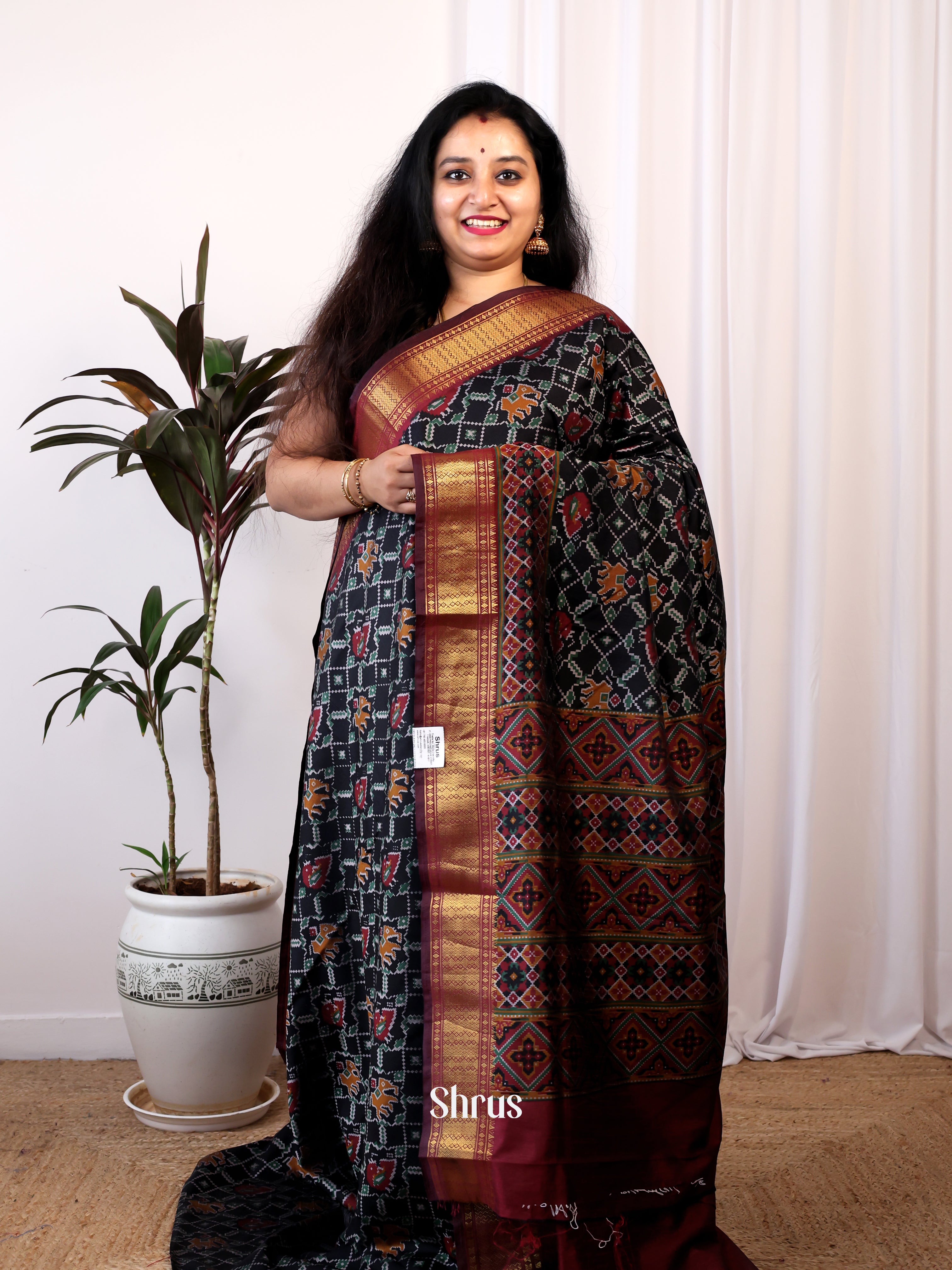 CIS25142- Semi Patola Saree - Shop on Shrus.com