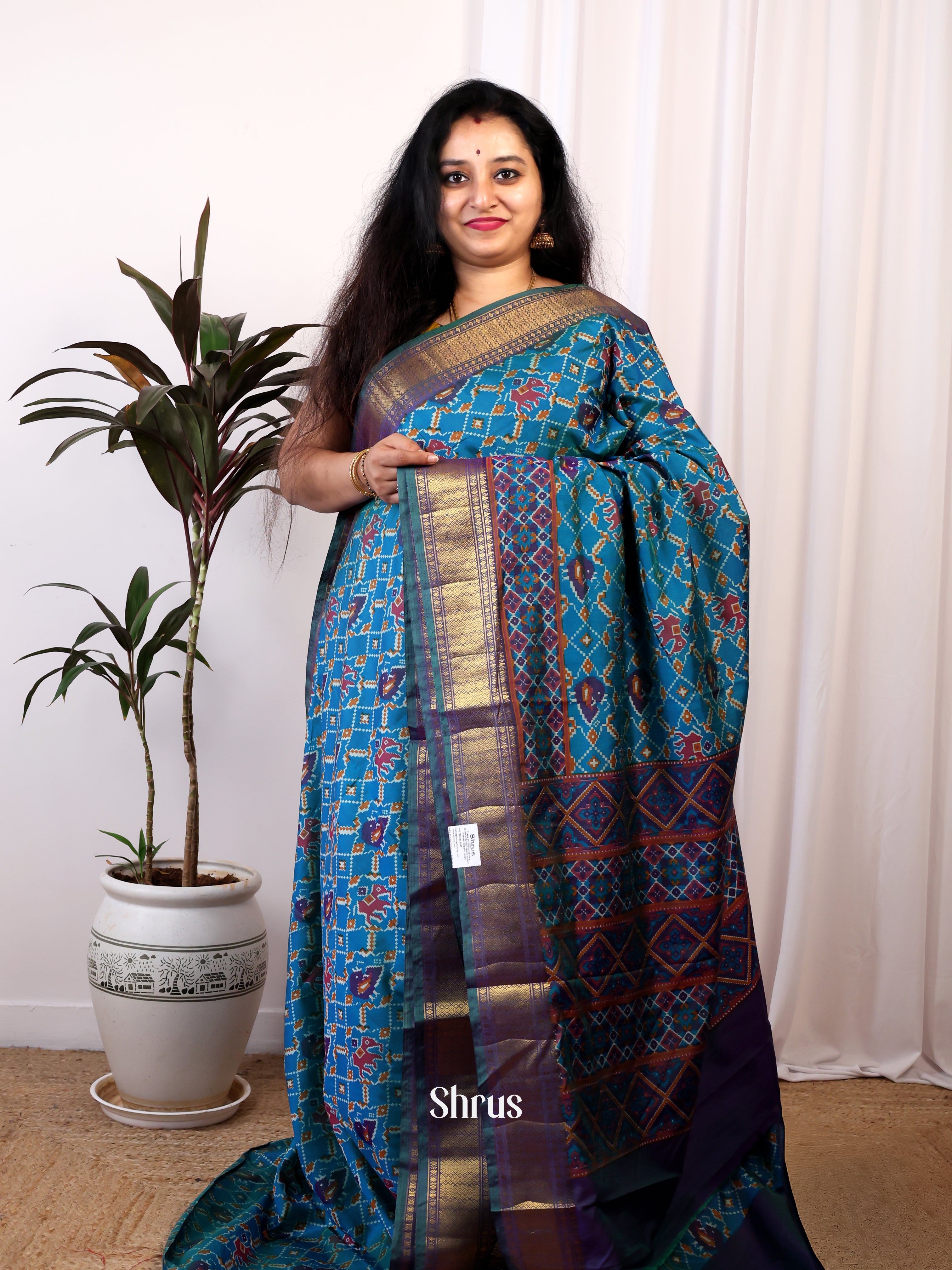 CIS25144- Semi Patola Saree - Shop on Shrus.com