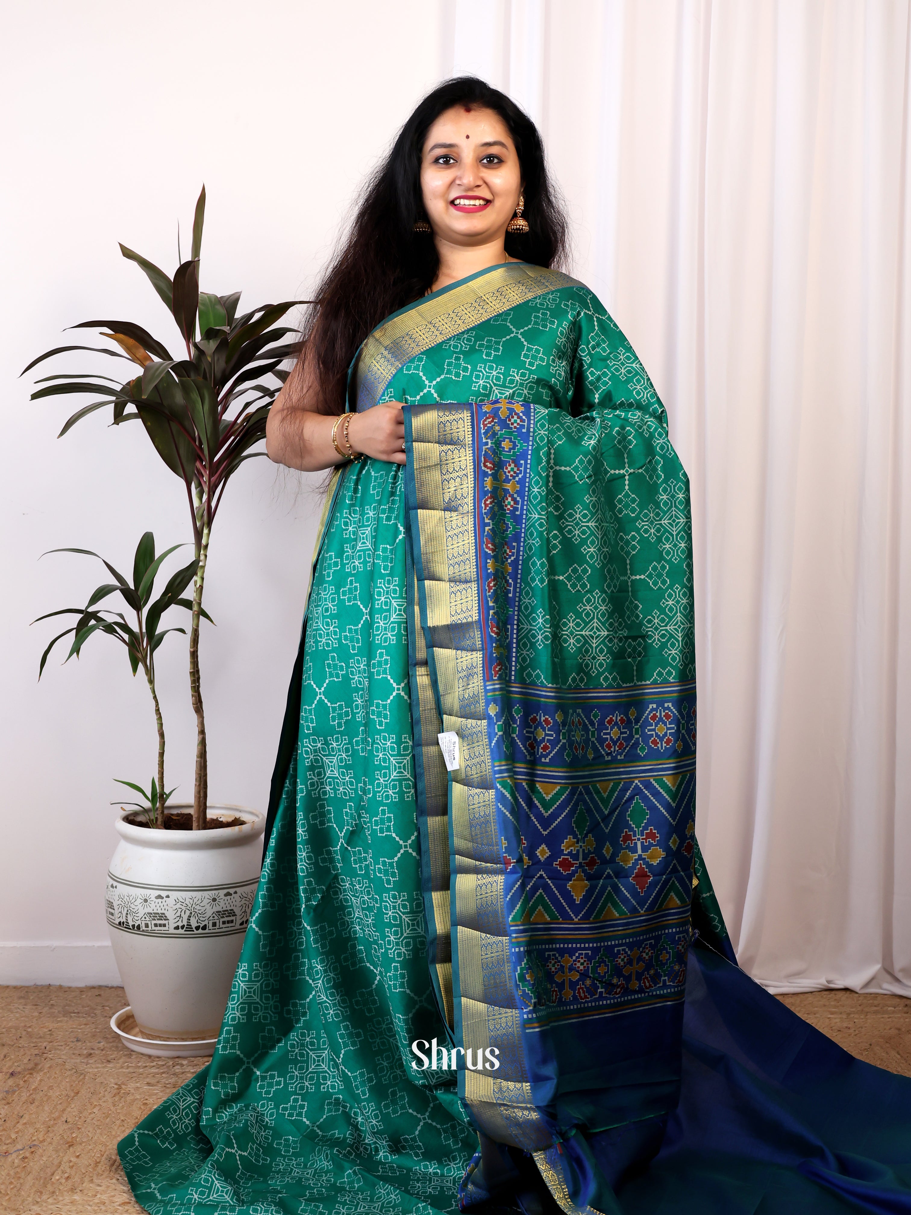 CIS25158 - Semi Patola Saree - Shop on Shrus.com