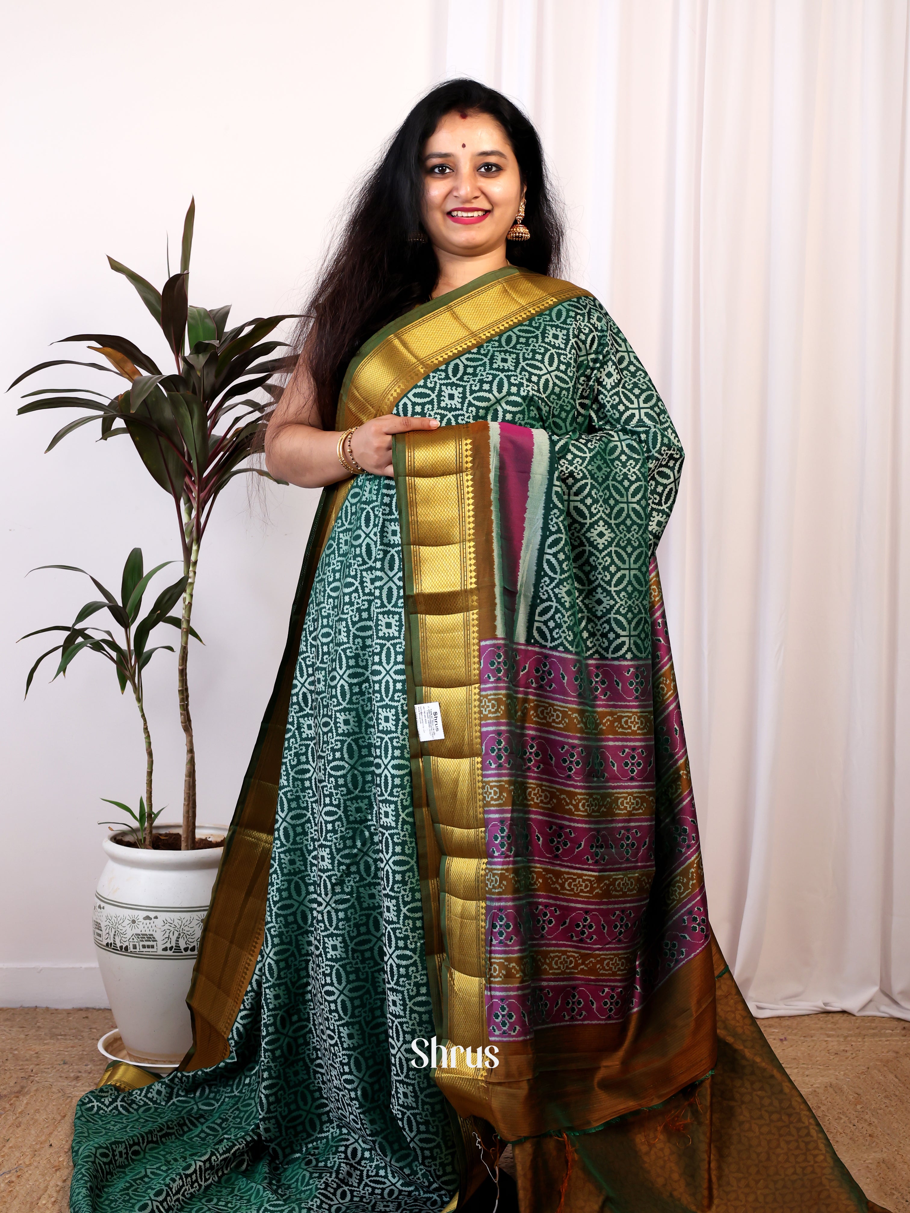 CIS25165 - Semi Patola Saree - Shop on Shrus.com