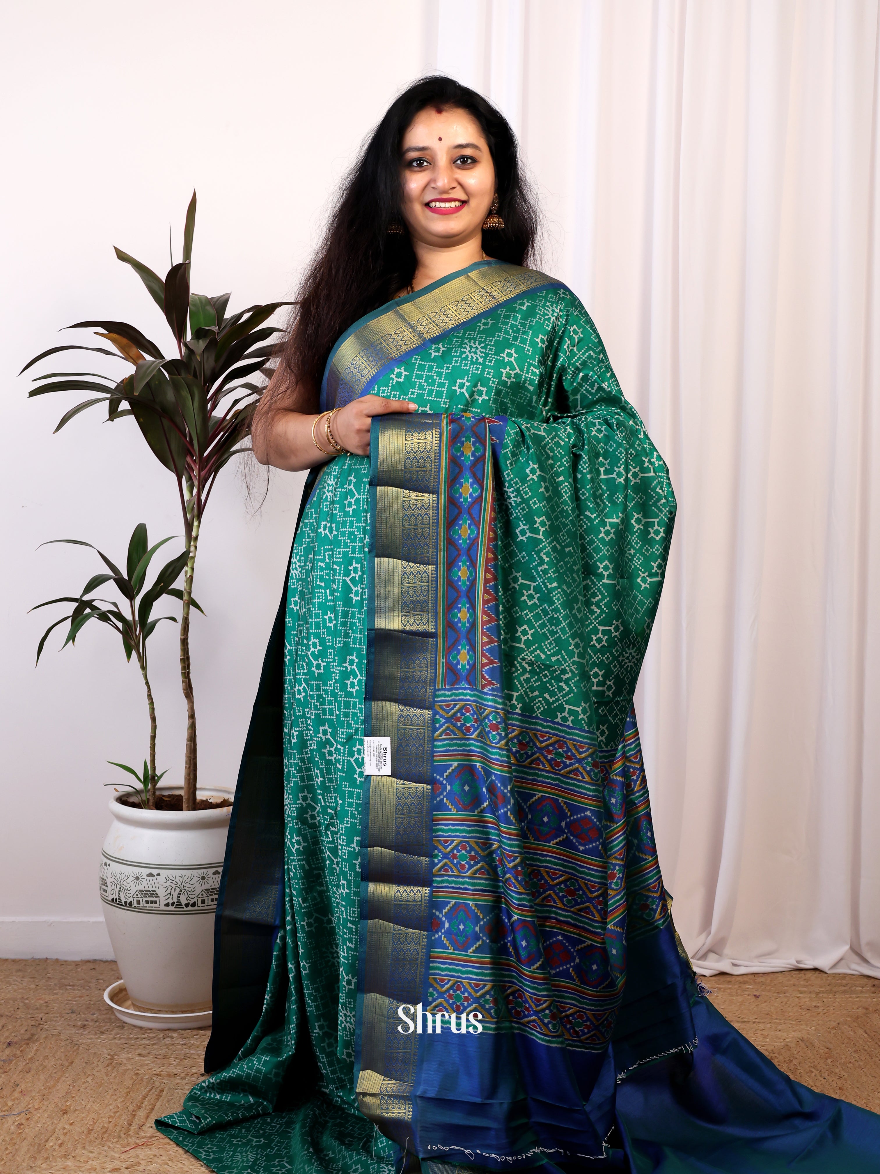 CIS25170 - Semi Patola Saree - Shop on Shrus.com