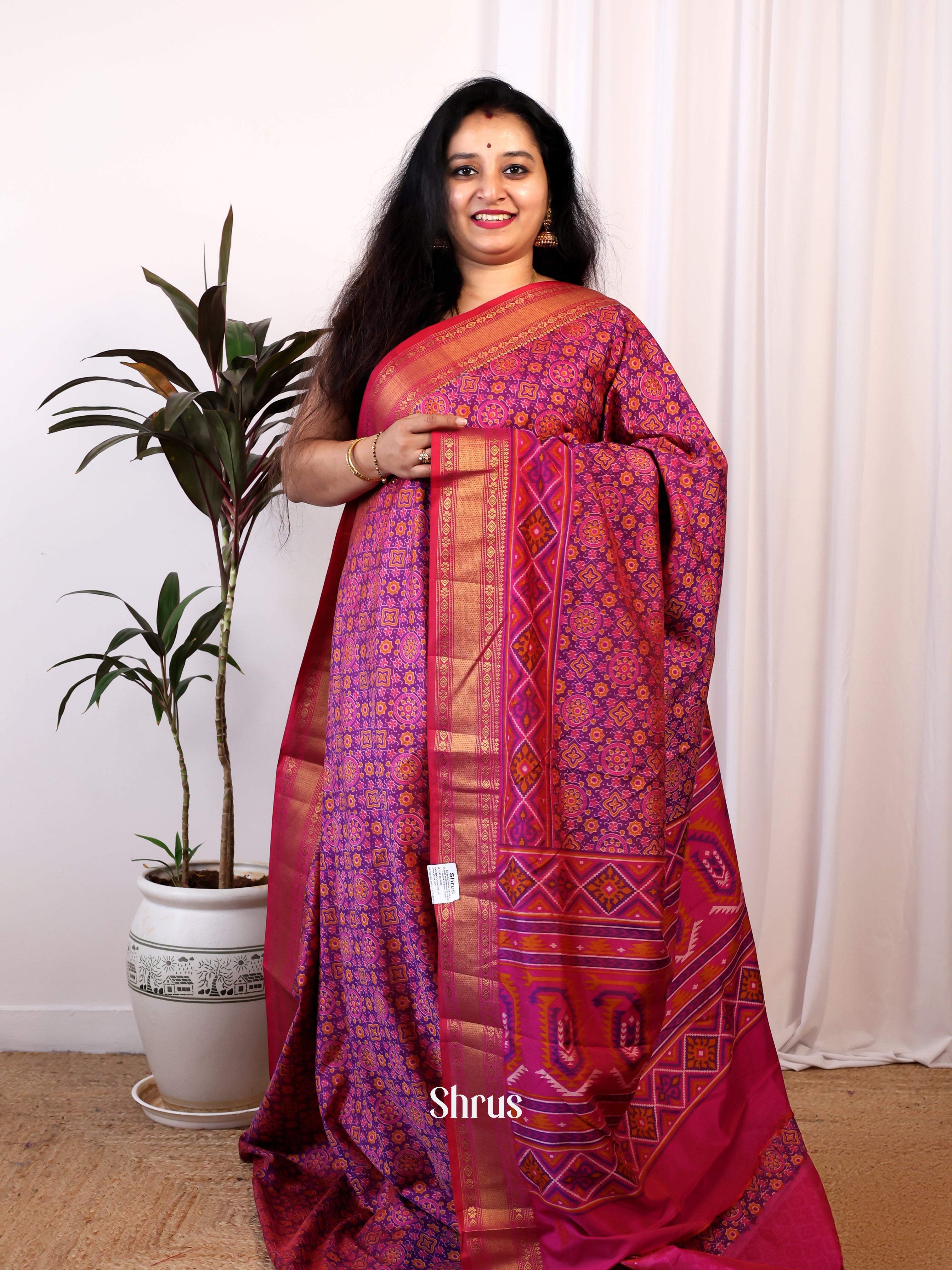 CIS25183 - Semi Patola Saree - Shop on Shrus.com