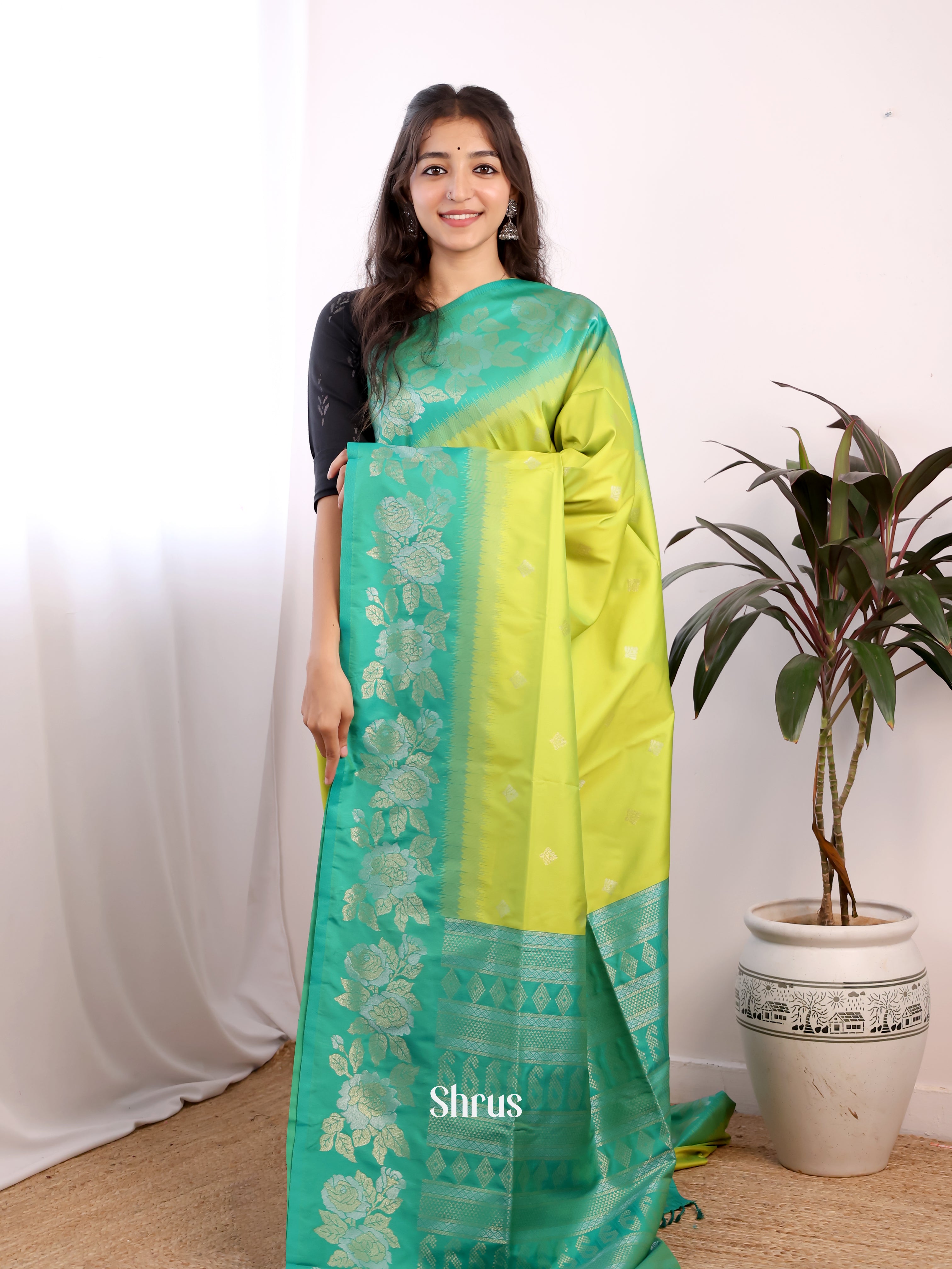 CIS26092 - Semi Softsilk Saree - Shop on Shrus.com