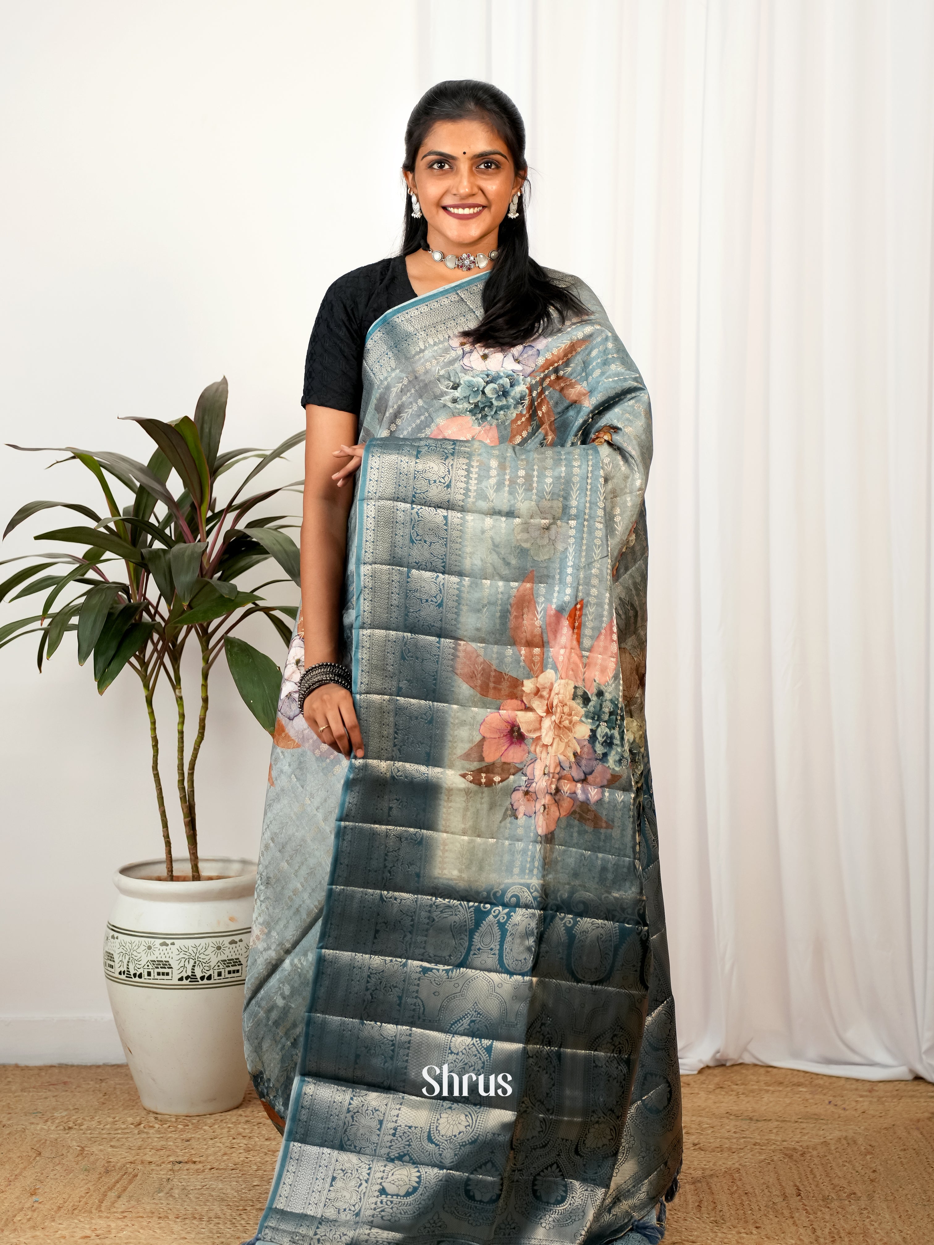 Grey & Blue - Printed chanderi Saree