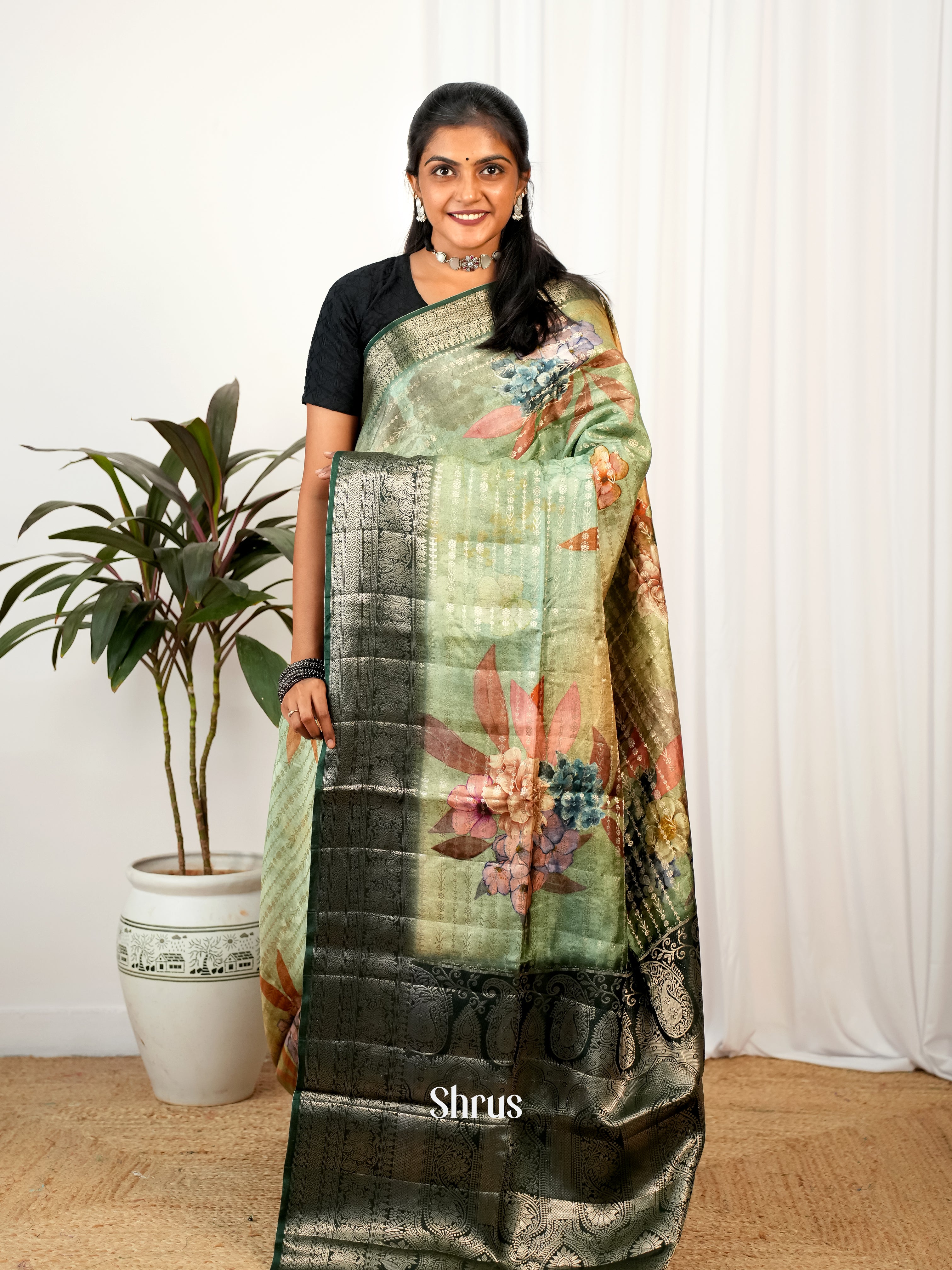 Pista Green & Green - Printed chanderi Saree