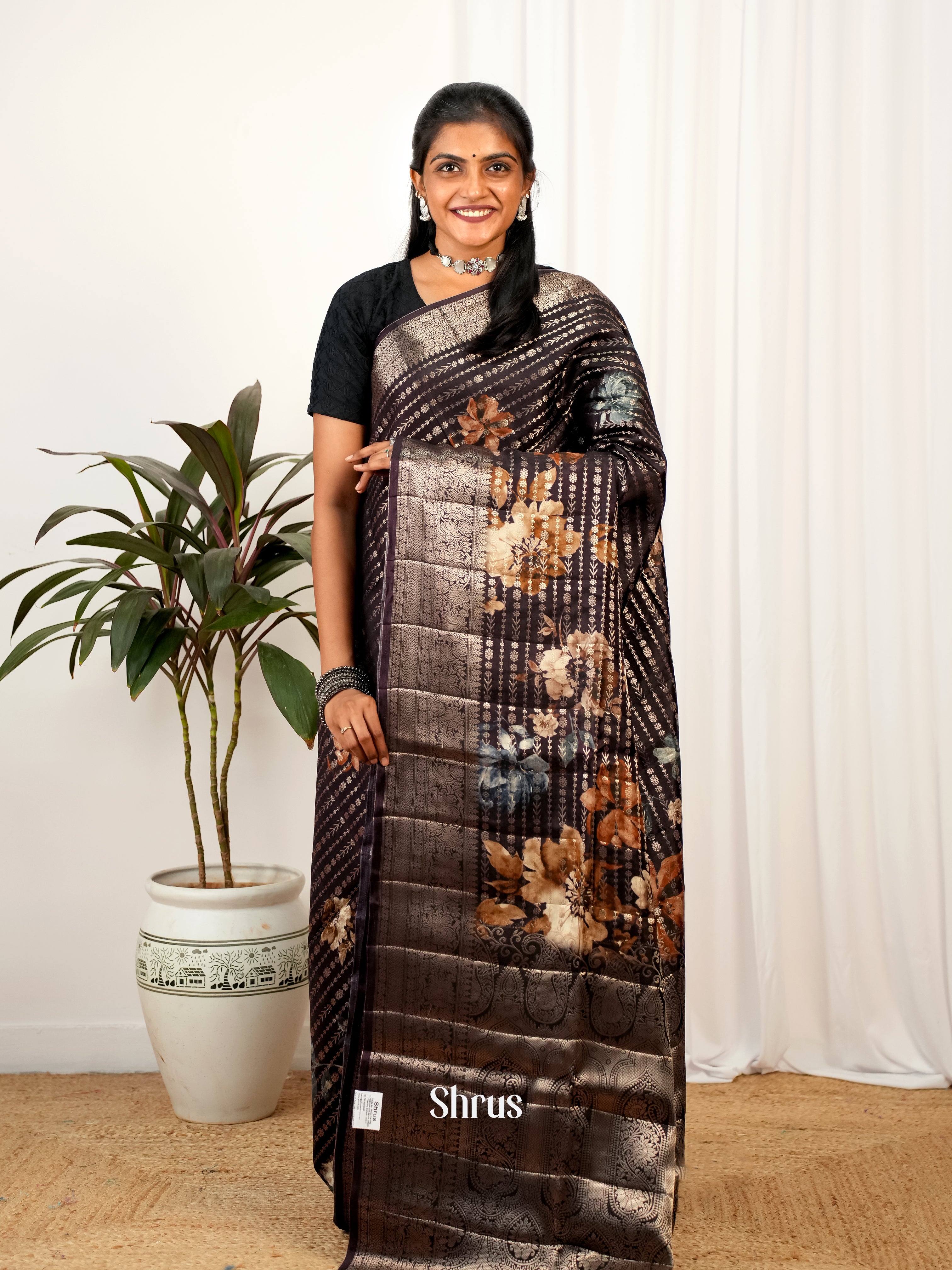 Brown - Printed chanderi Saree - Shop on Shrus.com
