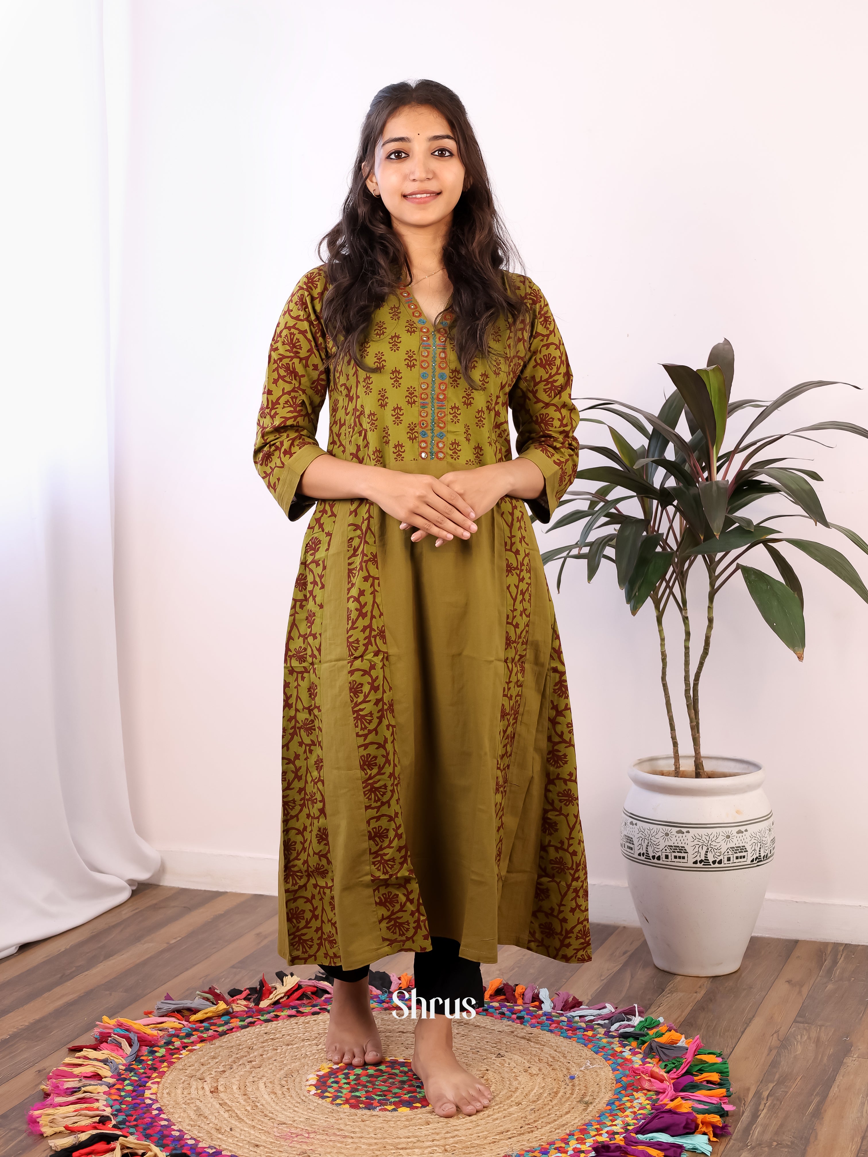 Green- Readymade Kurti - Shop on Shrus.com