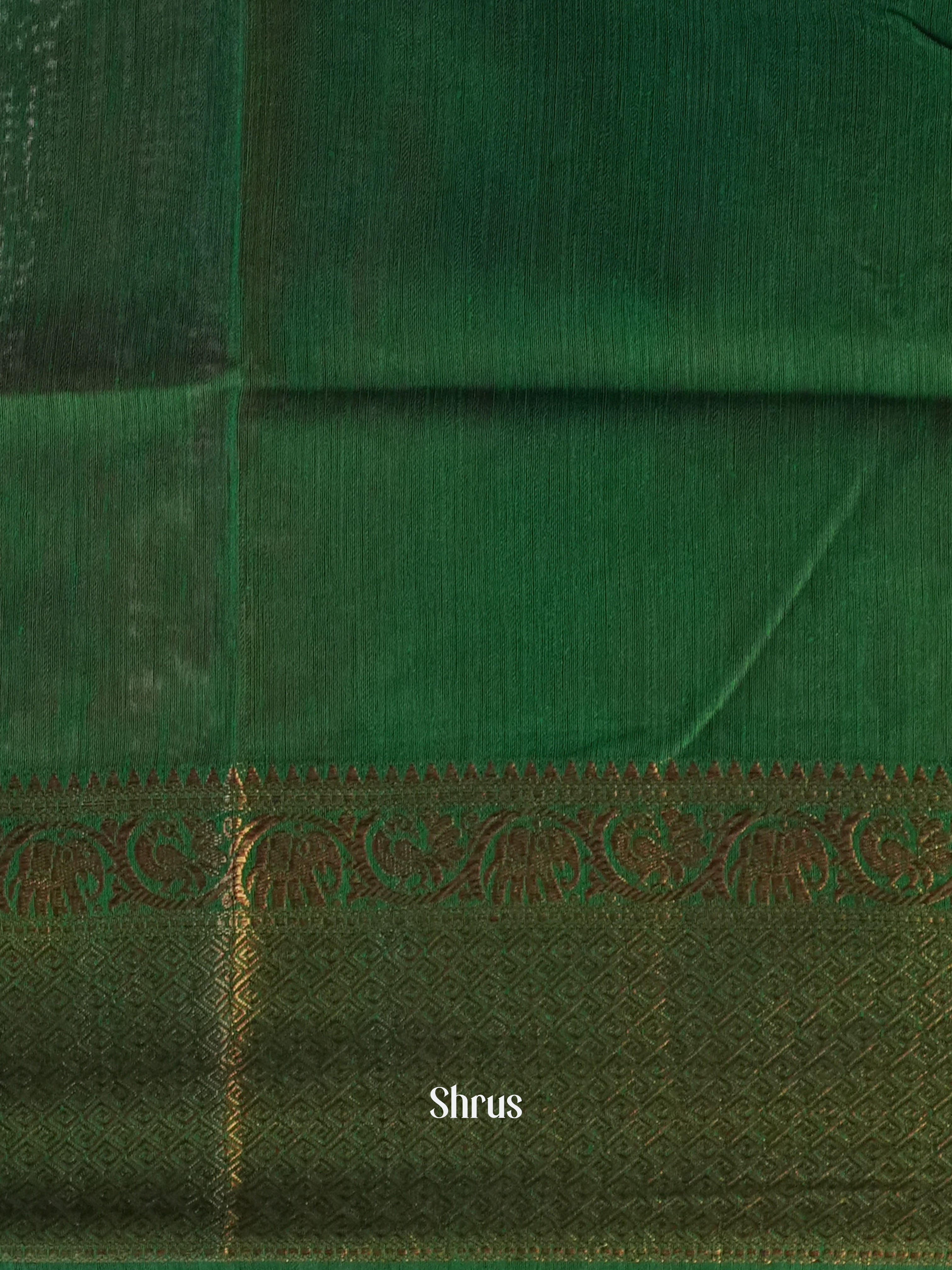 Red & Green - Semi Jute - Shop on Shrus.com