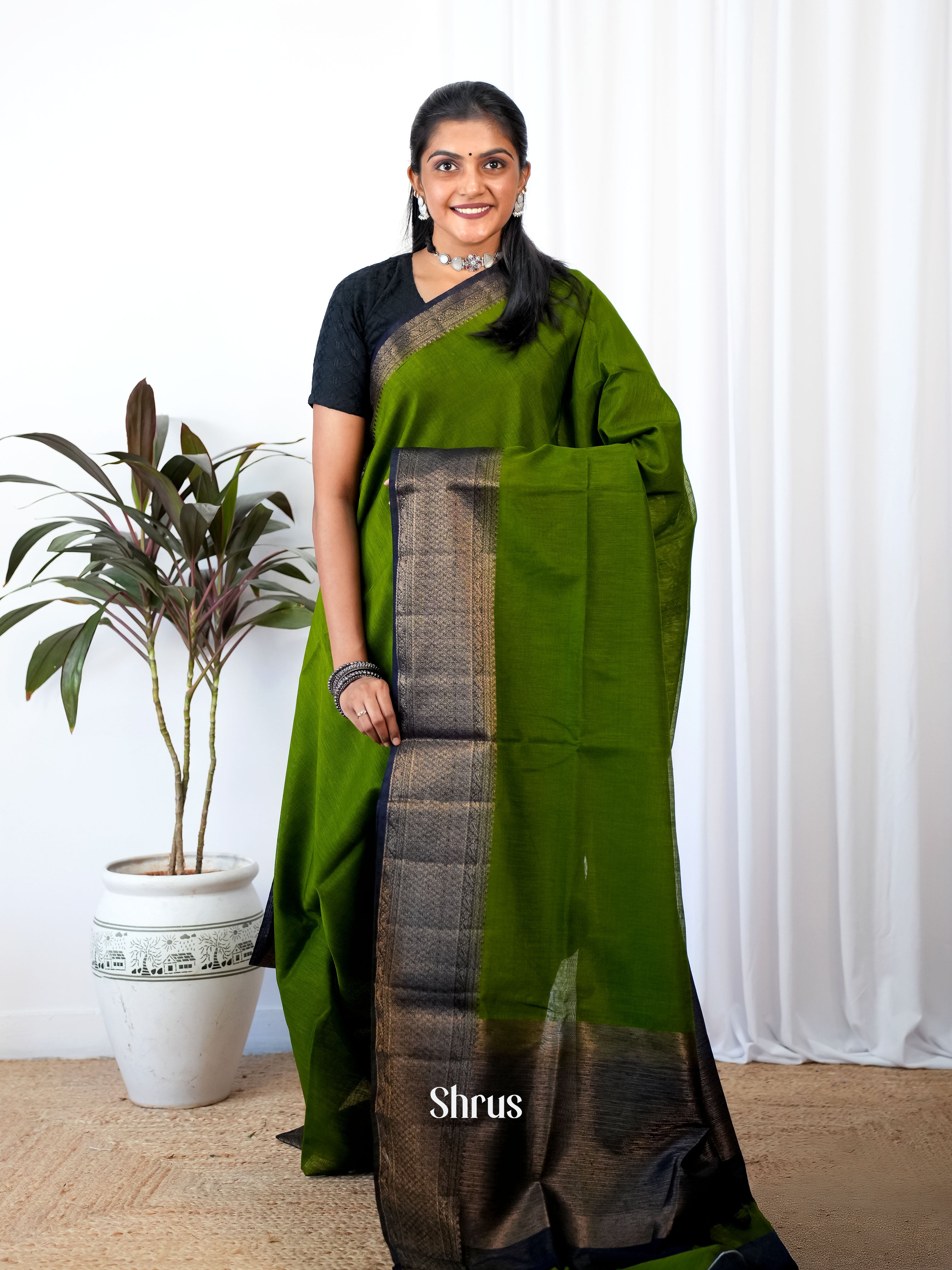 Green & Blue - Semi Jute - Shop on Shrus.com