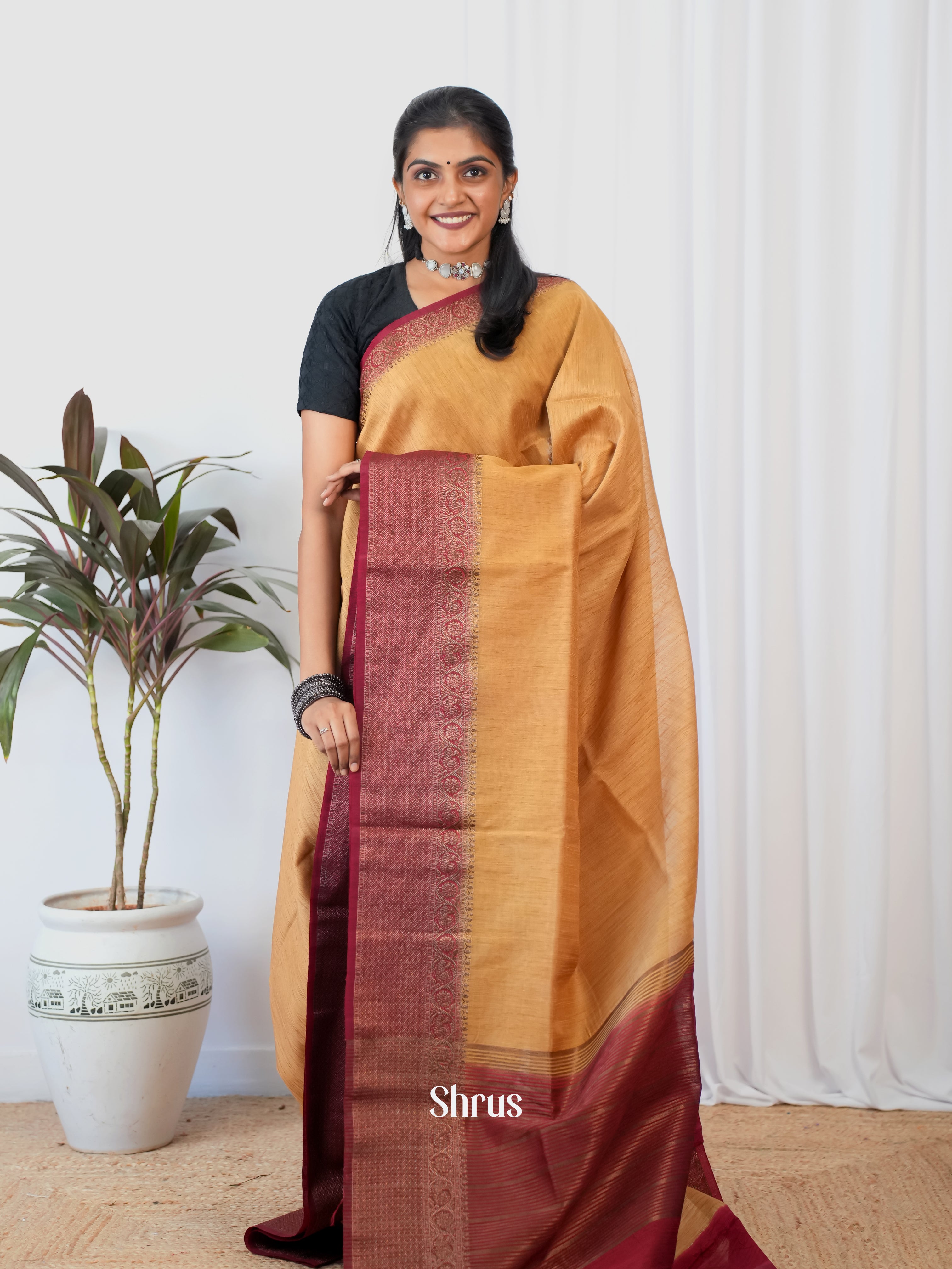 Beige & maroon - Semi Jute Saree - Shop on Shrus.com
