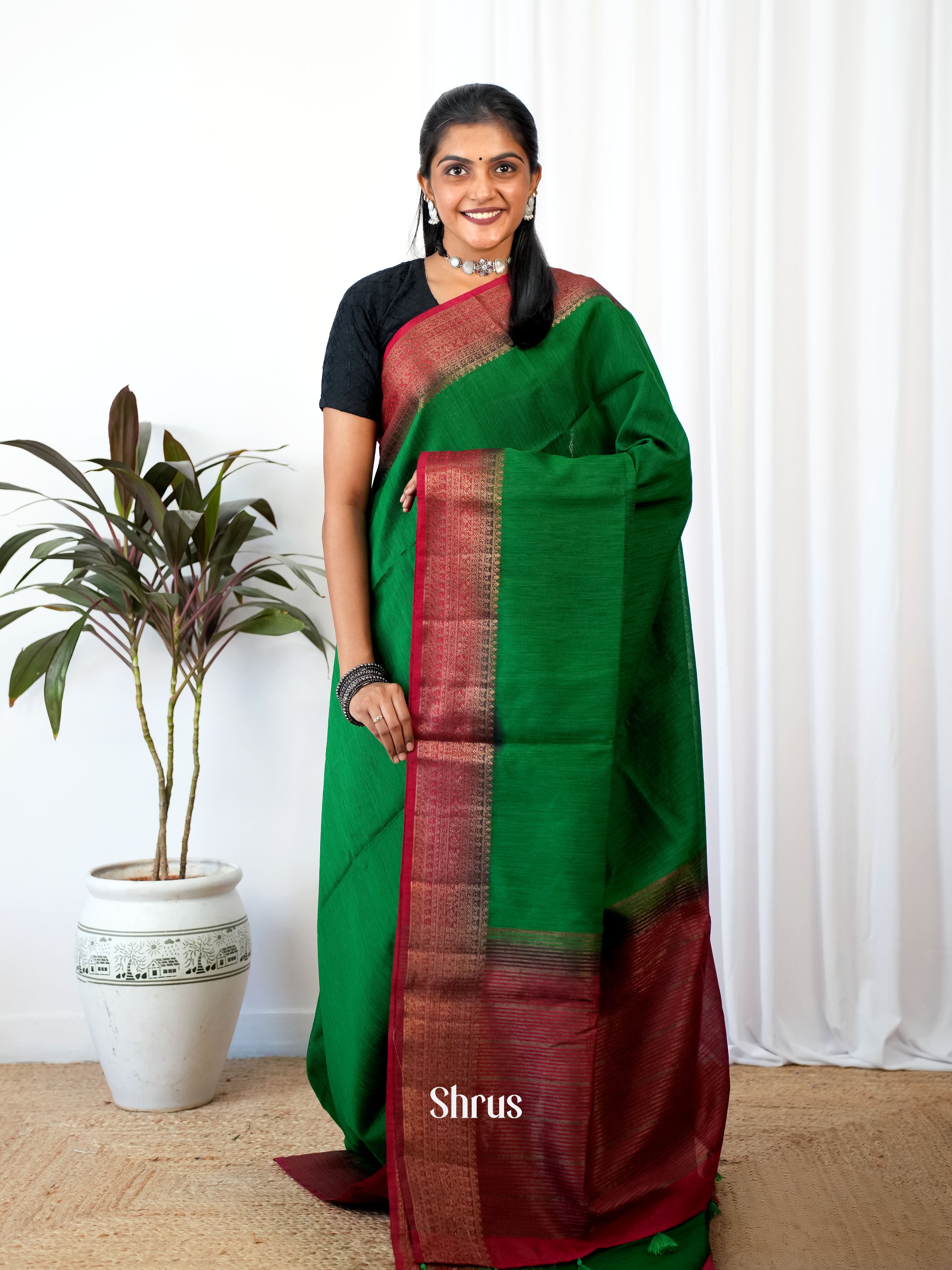 Green & Maroon - Semi Jute - Shop on Shrus.com