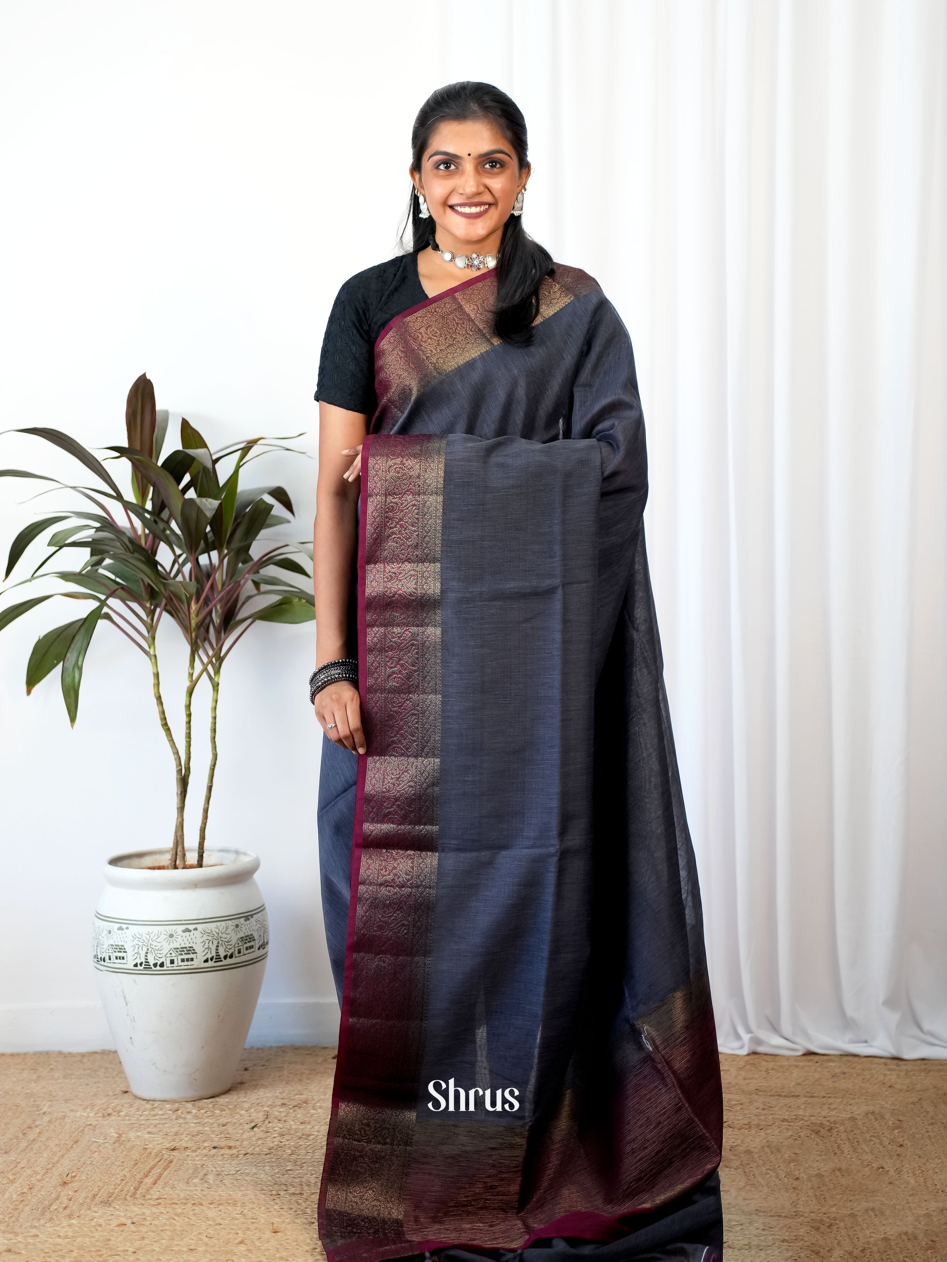 Grey & Maroon - Semi Jute - Shop on Shrus.com