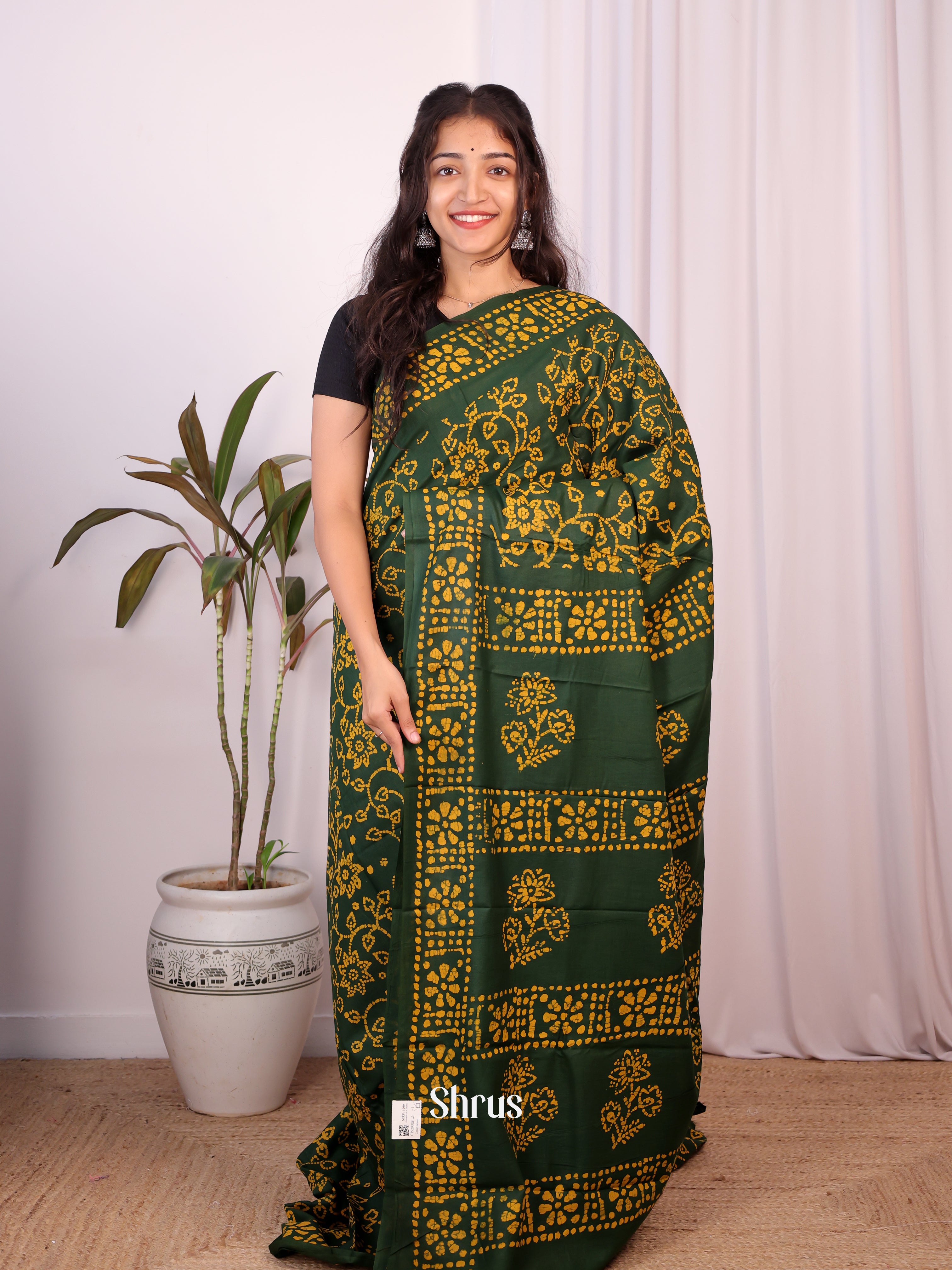 Green & Mustard - Cotton Saree - Shop on Shrus.com