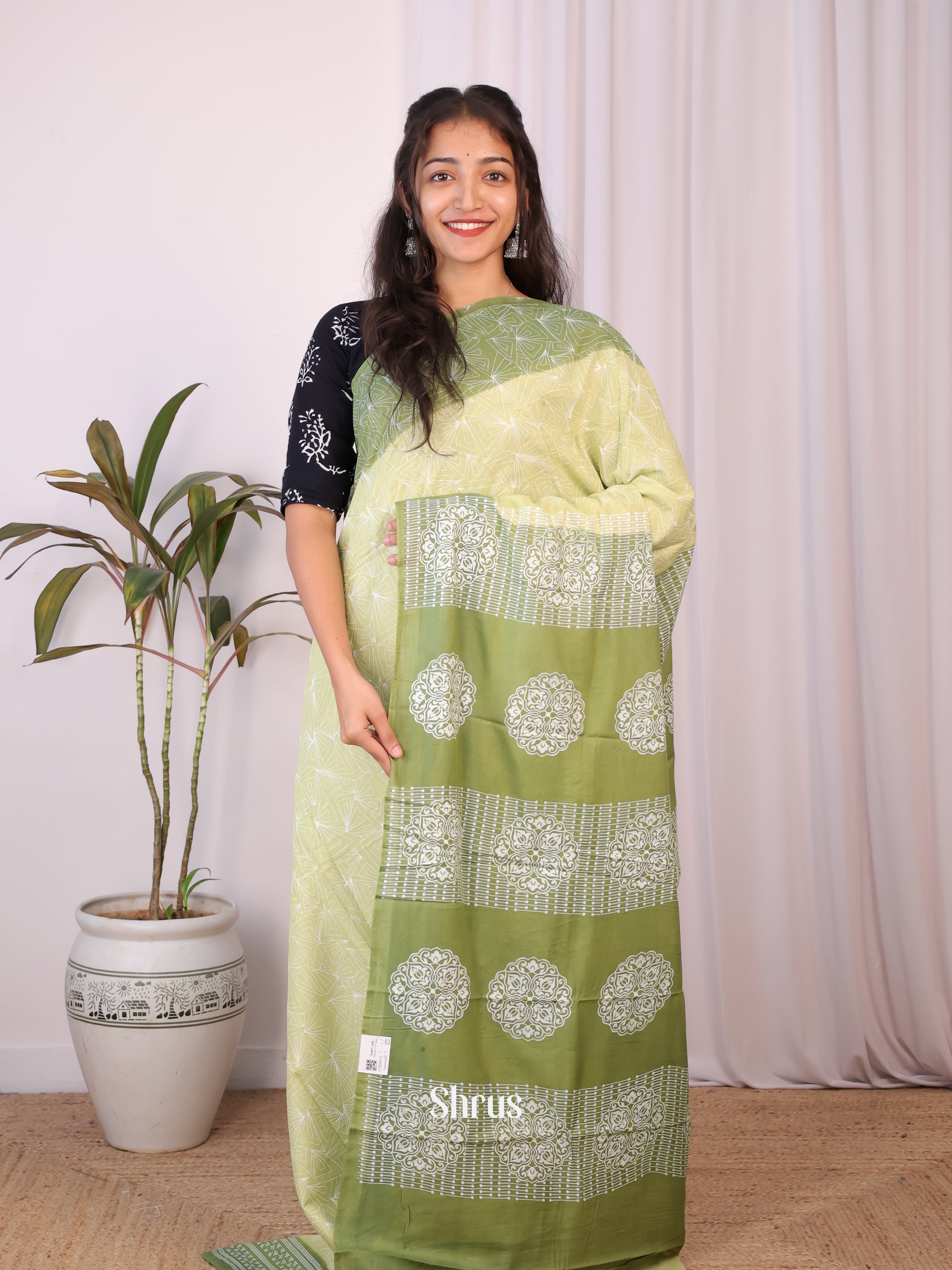Lite Green & Green - Cotton Saree - Shop on Shrus.com