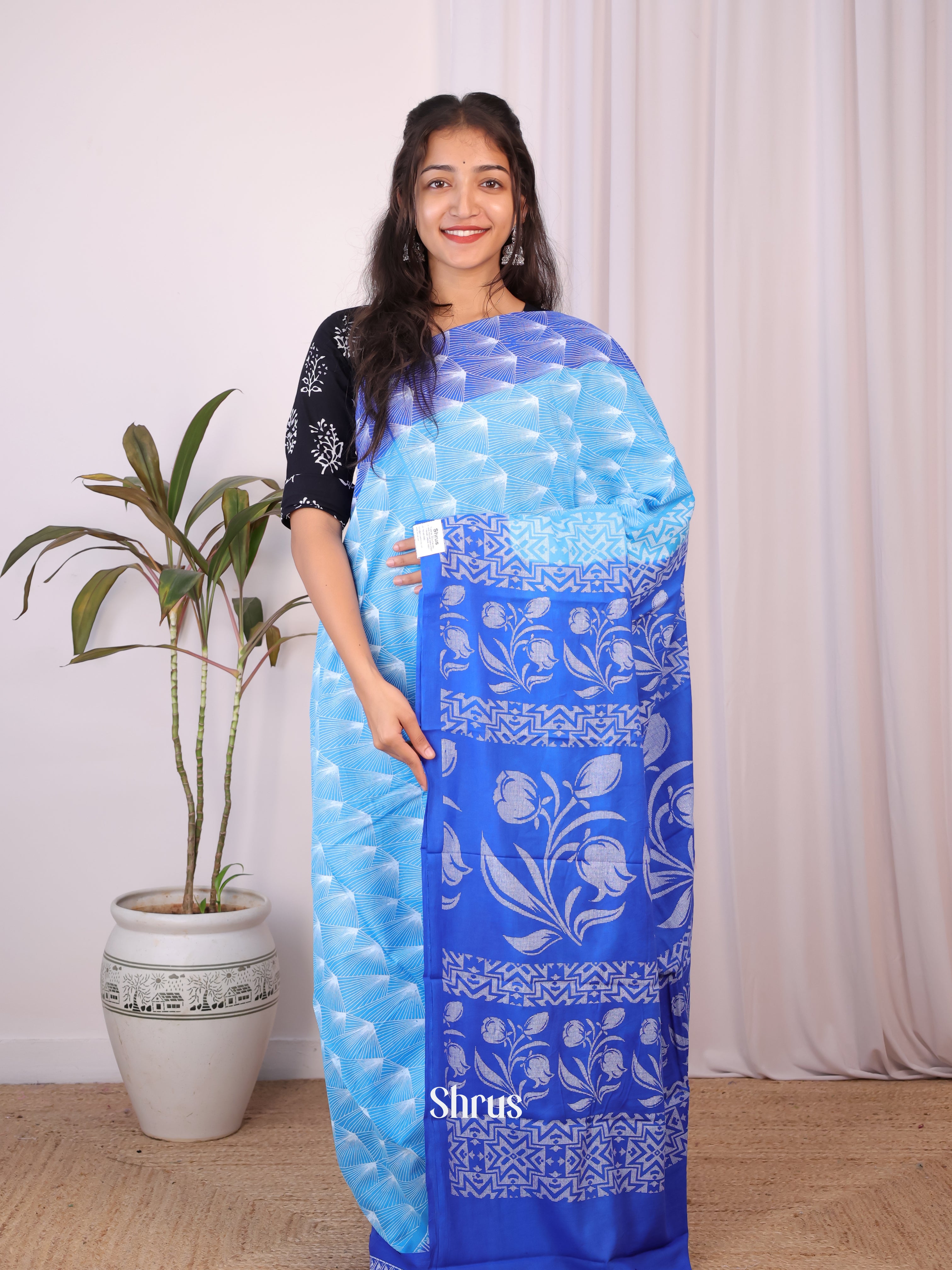 CIS29123- Cotton Saree - Shop on Shrus.com