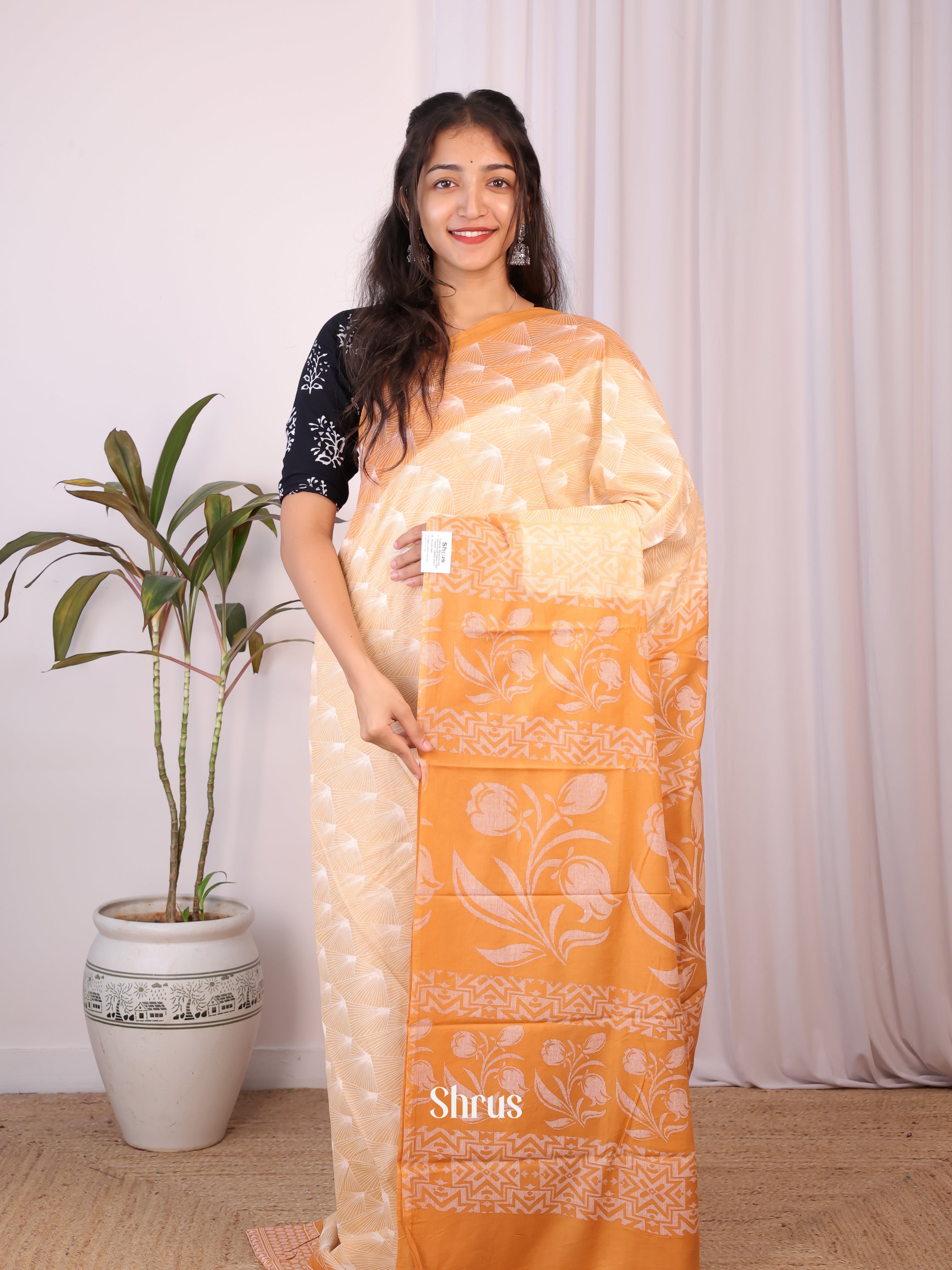 Peach & Orange - Cotton Saree - Shop on Shrus.com