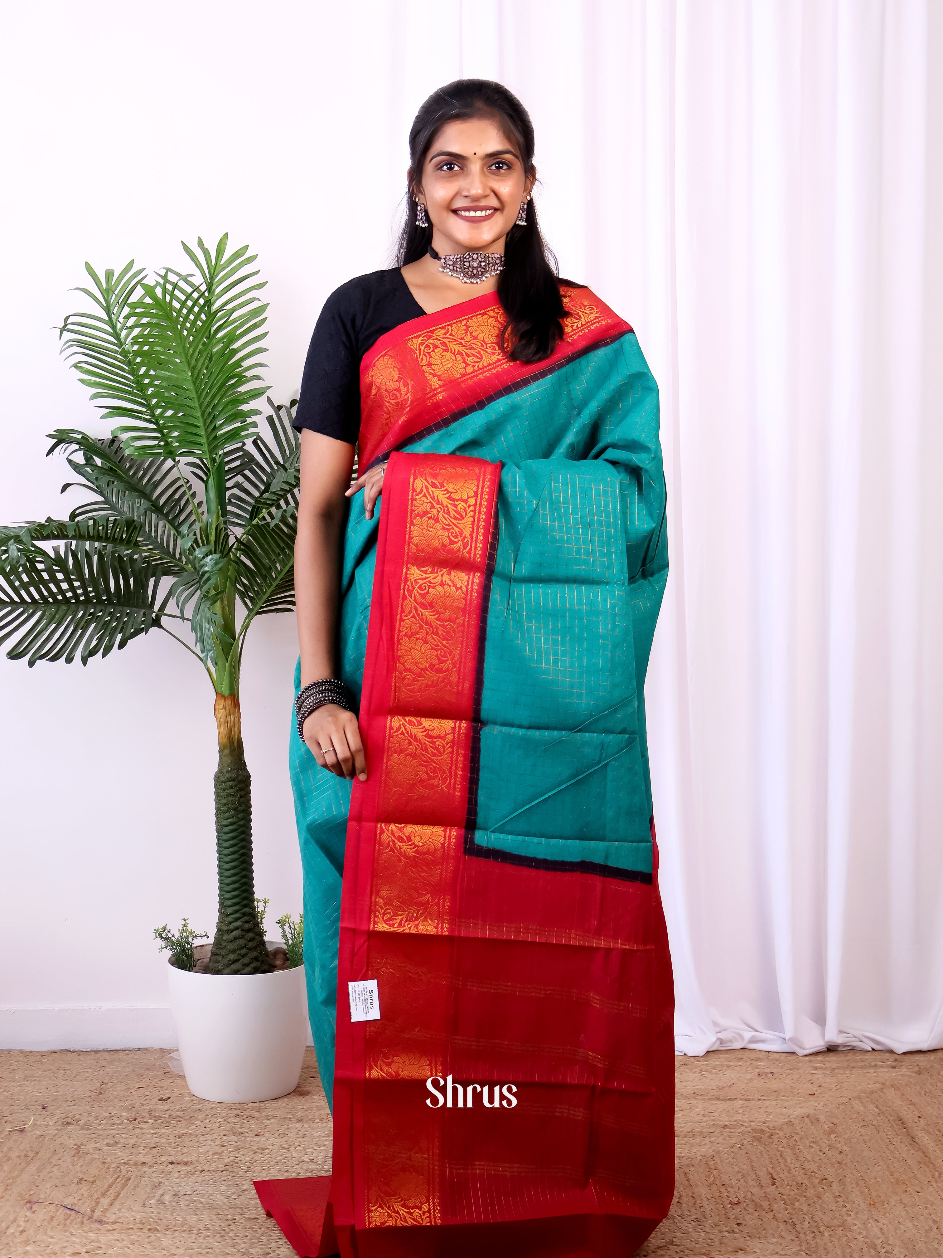 Green & Red - Sungudi Cotton Saree - Shop on Shrus.com