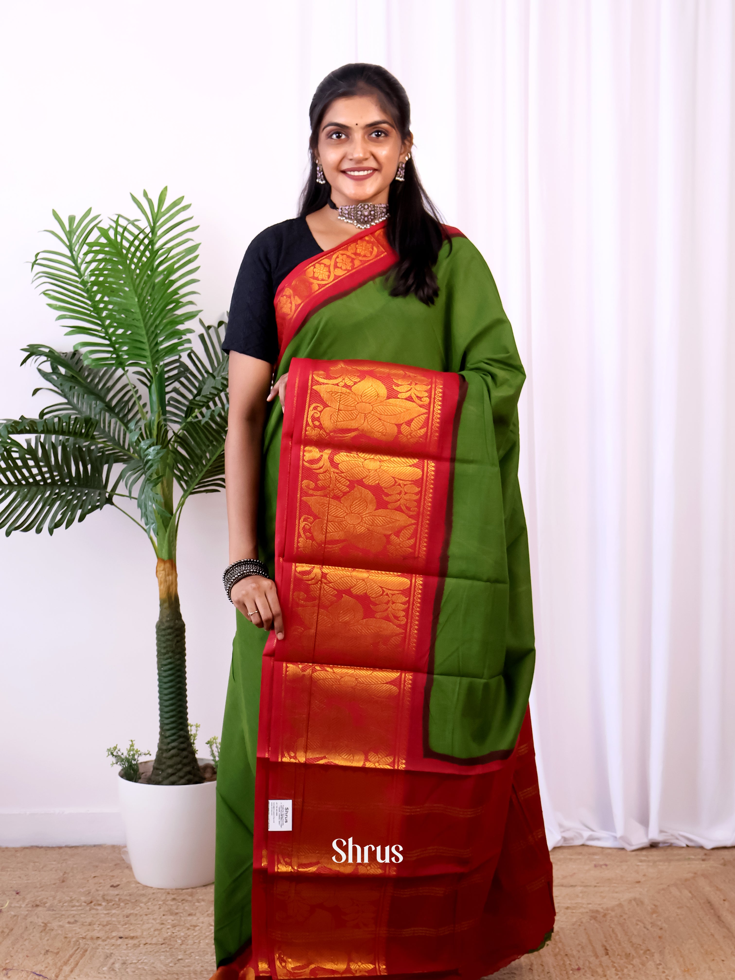Green & Red- Sungudi Cotton Saree - Shop on Shrus.com