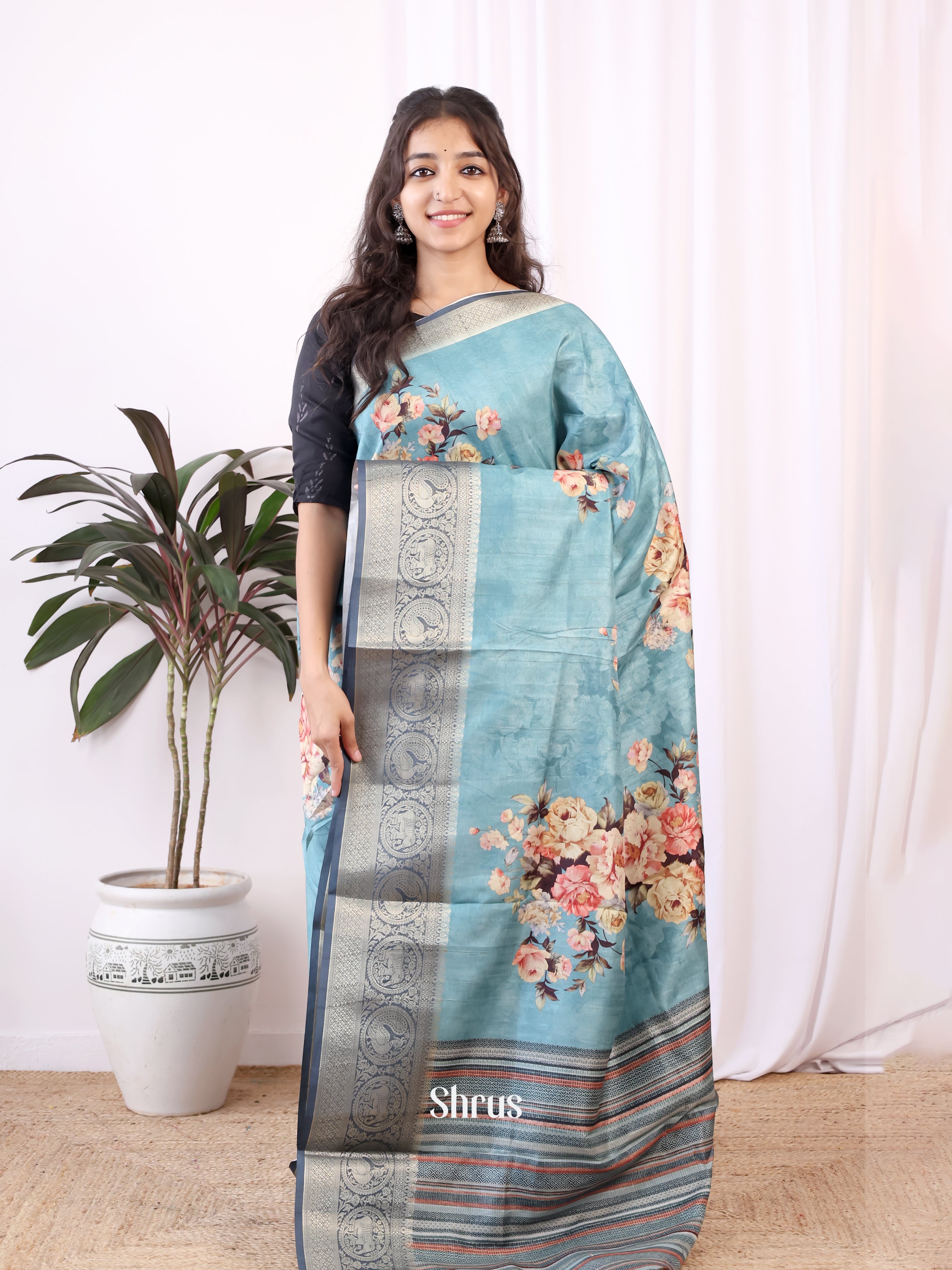 Blue- Semi Dola silk Saree - Shop on Shrus.com