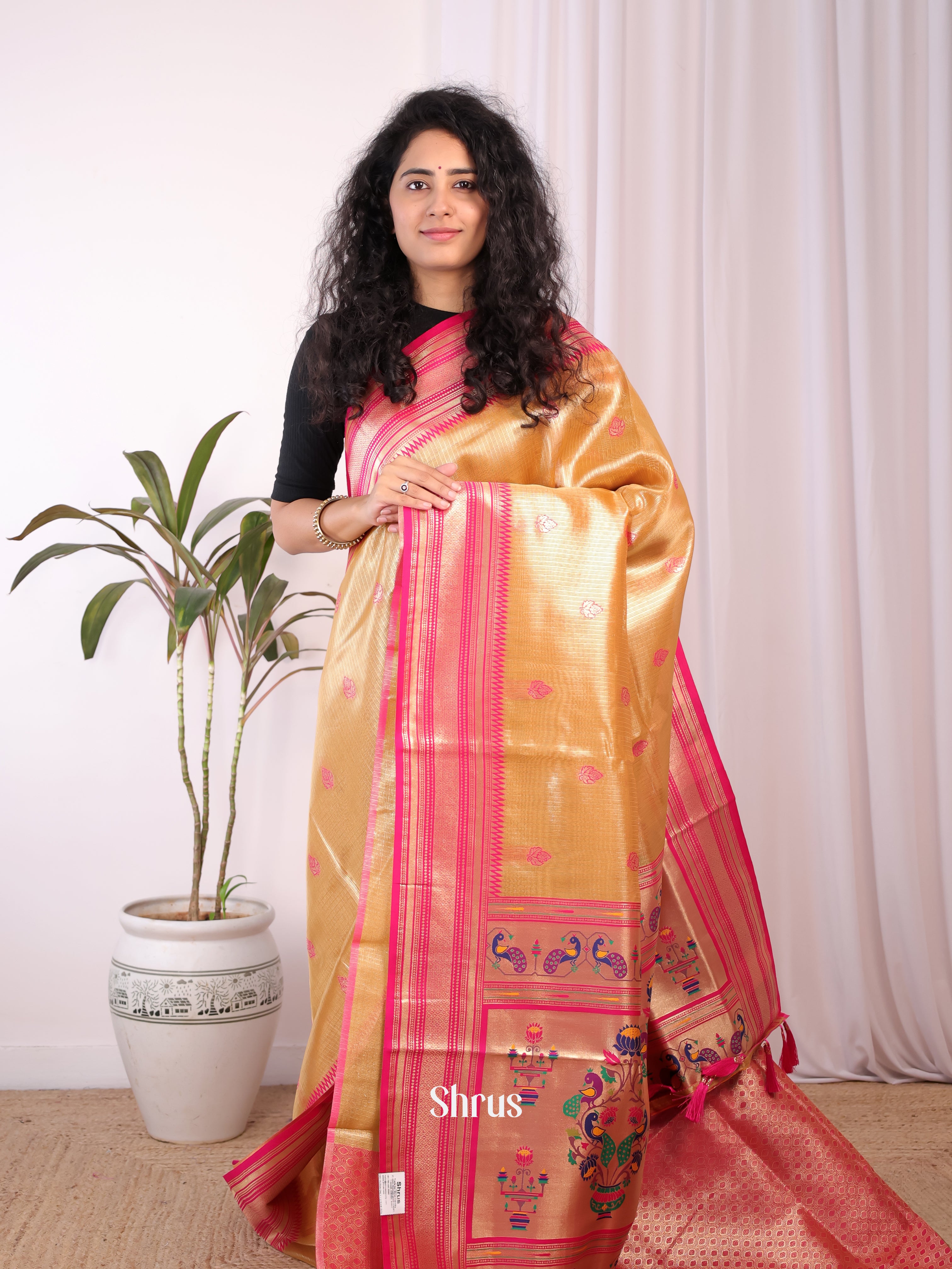 CIS30215 - Banarasi kota Saree - Shop on Shrus.com