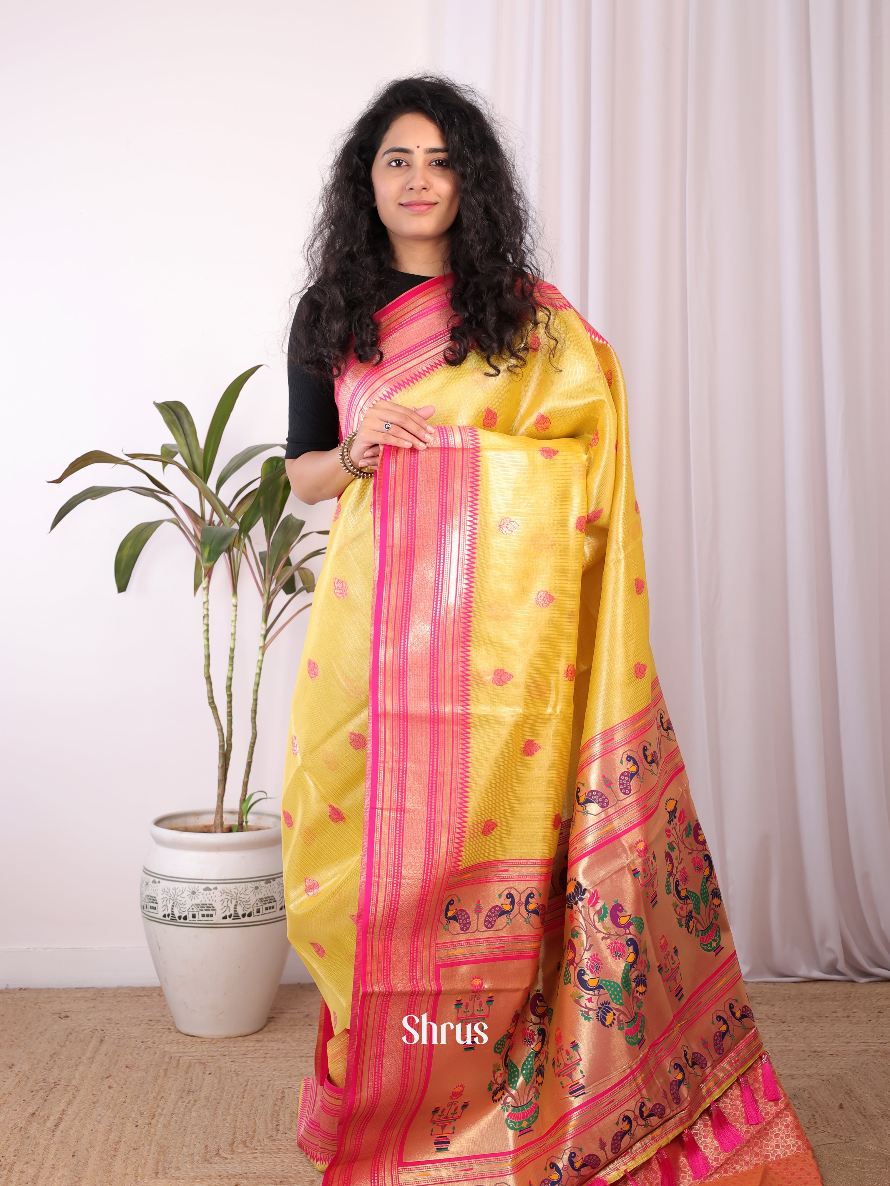 CIS30218 - Banarasi kota Saree - Shop on Shrus.com