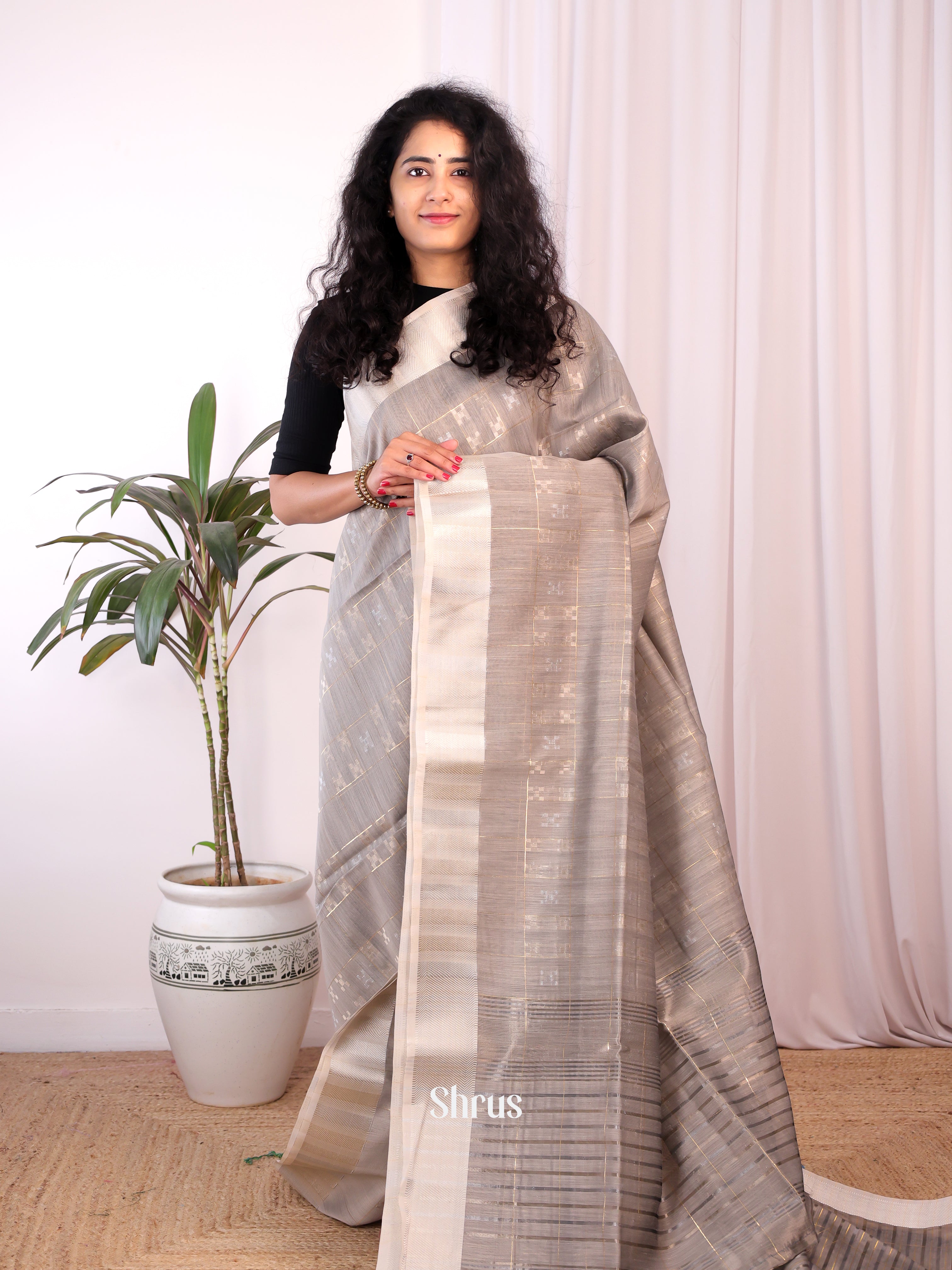 Grey - Semi Maheshwari Saree - Shop on Shrus.com