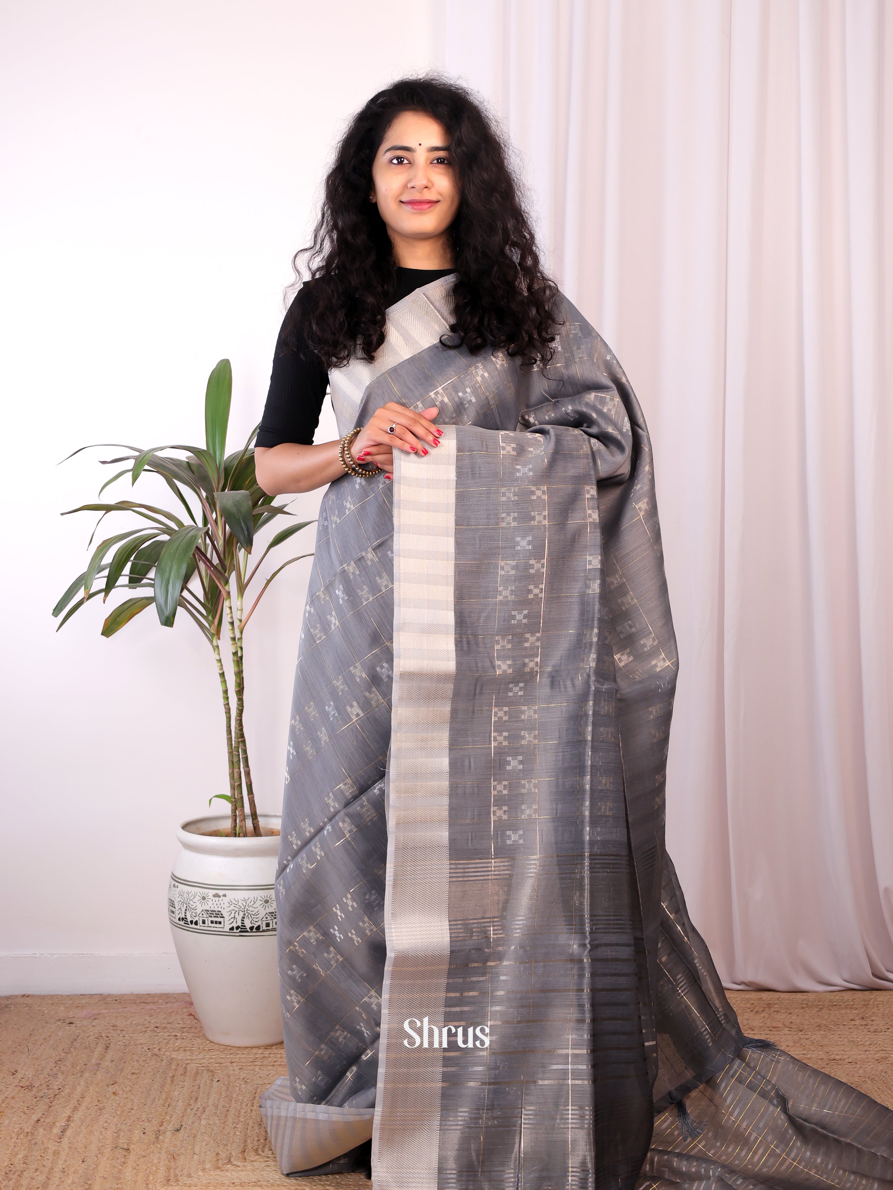 Grey - Semi Maheshwari Saree - Shop on Shrus.com