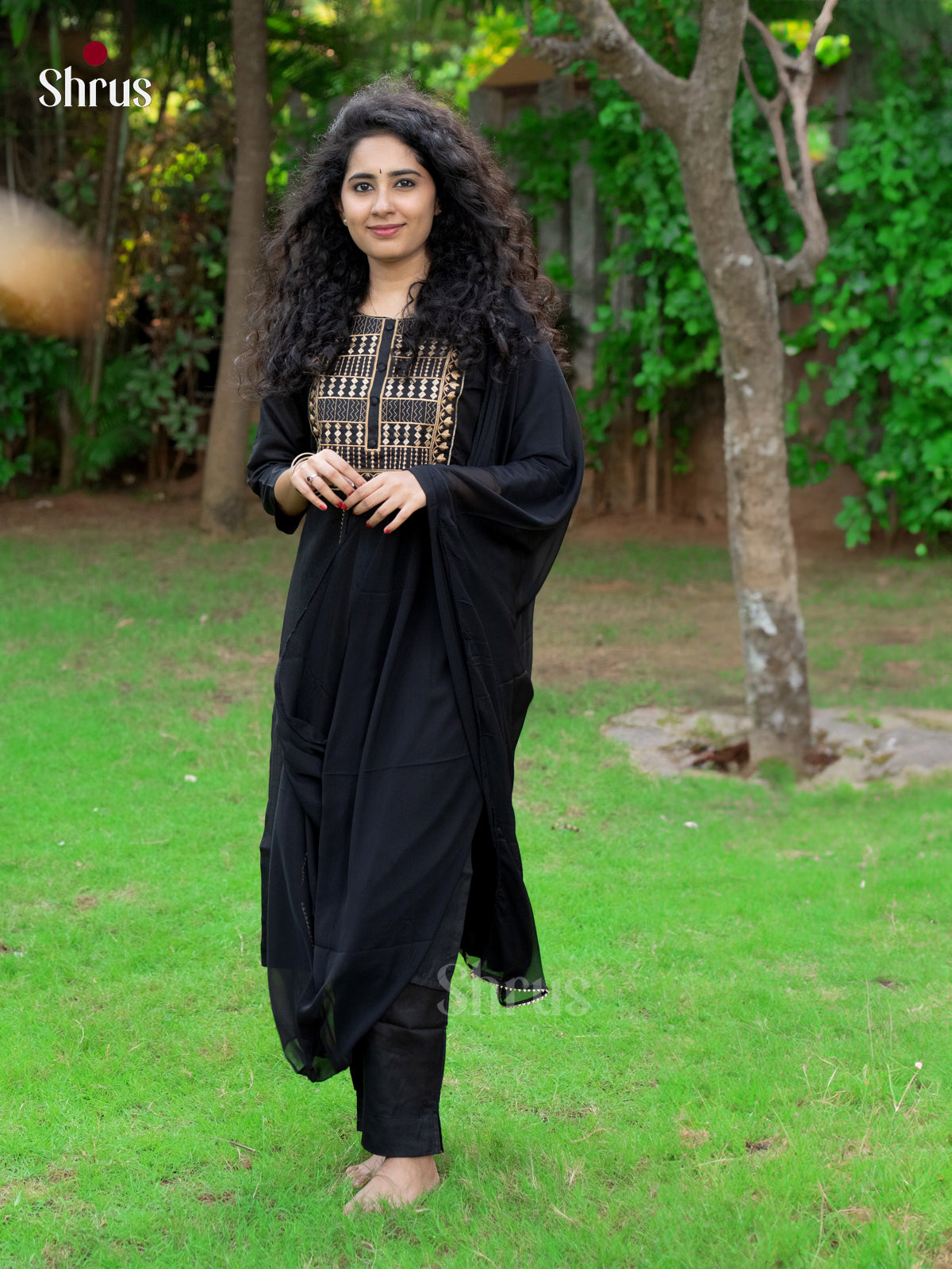 Black - Readymade Suits - Shop on Shrus.com