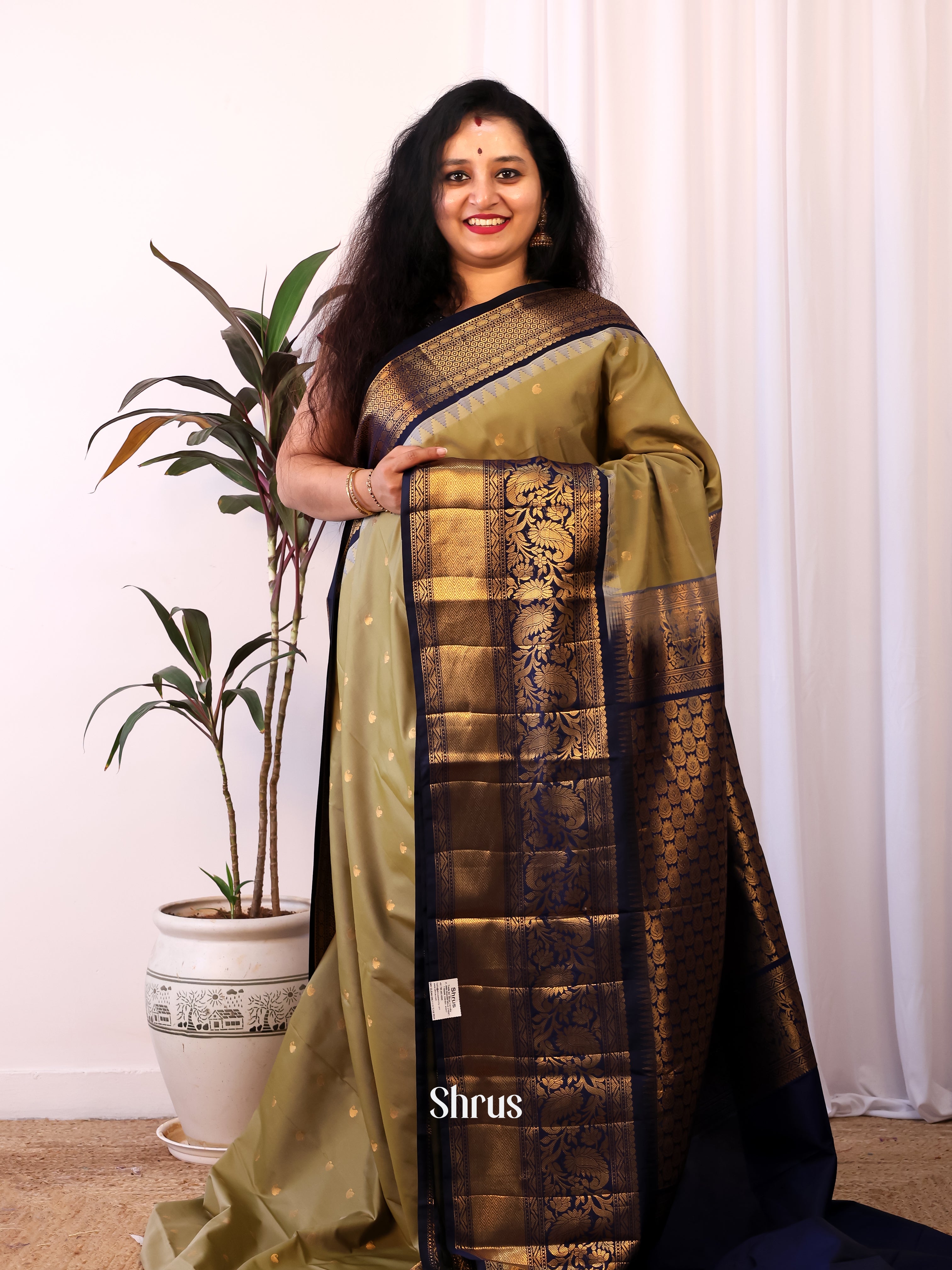 Grey & Blue - Gadwal halfpure Saree - Shop on Shrus.com
