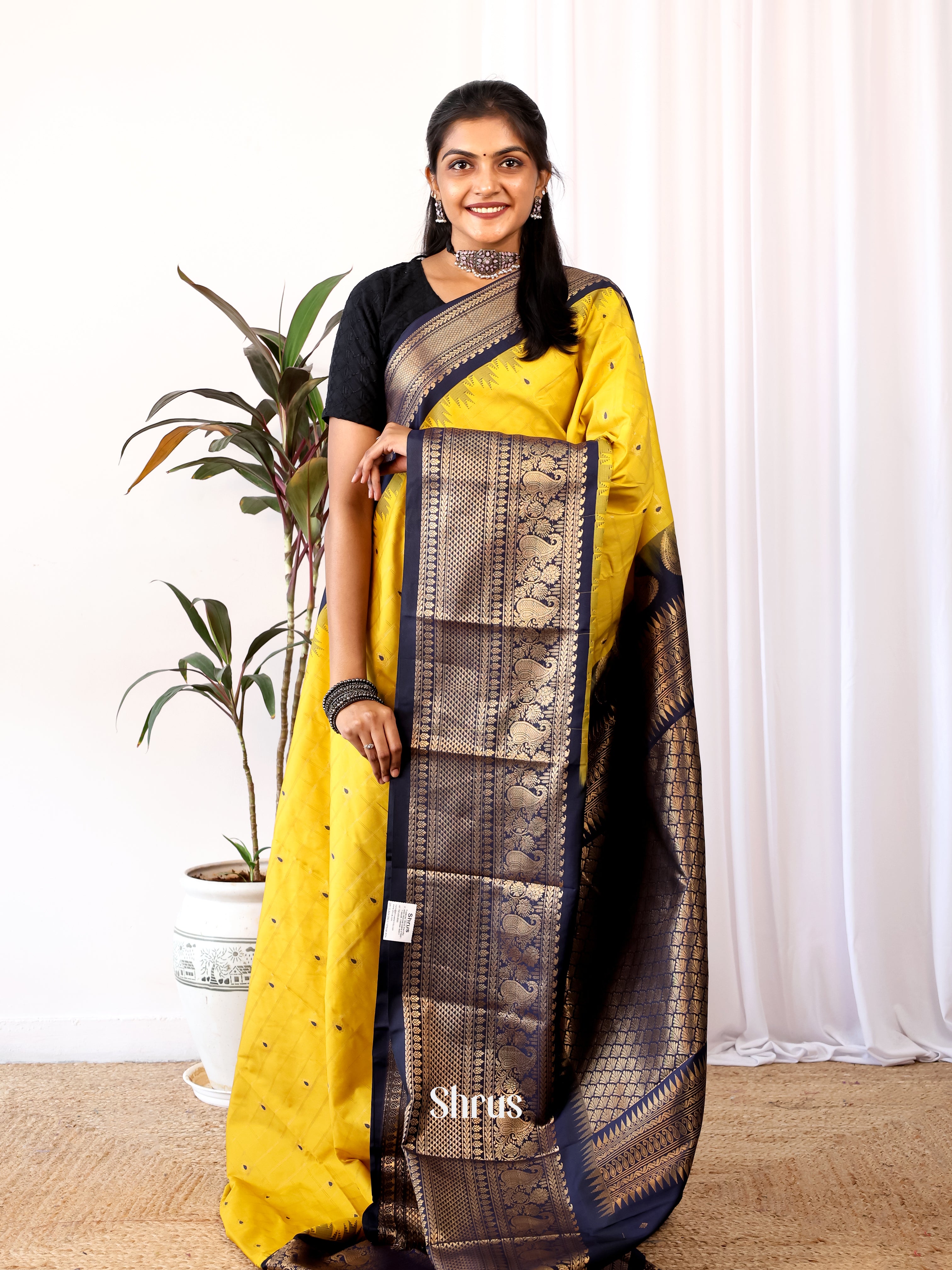 CJS02587 - Gadwal halfpure Saree - Shop on Shrus.com