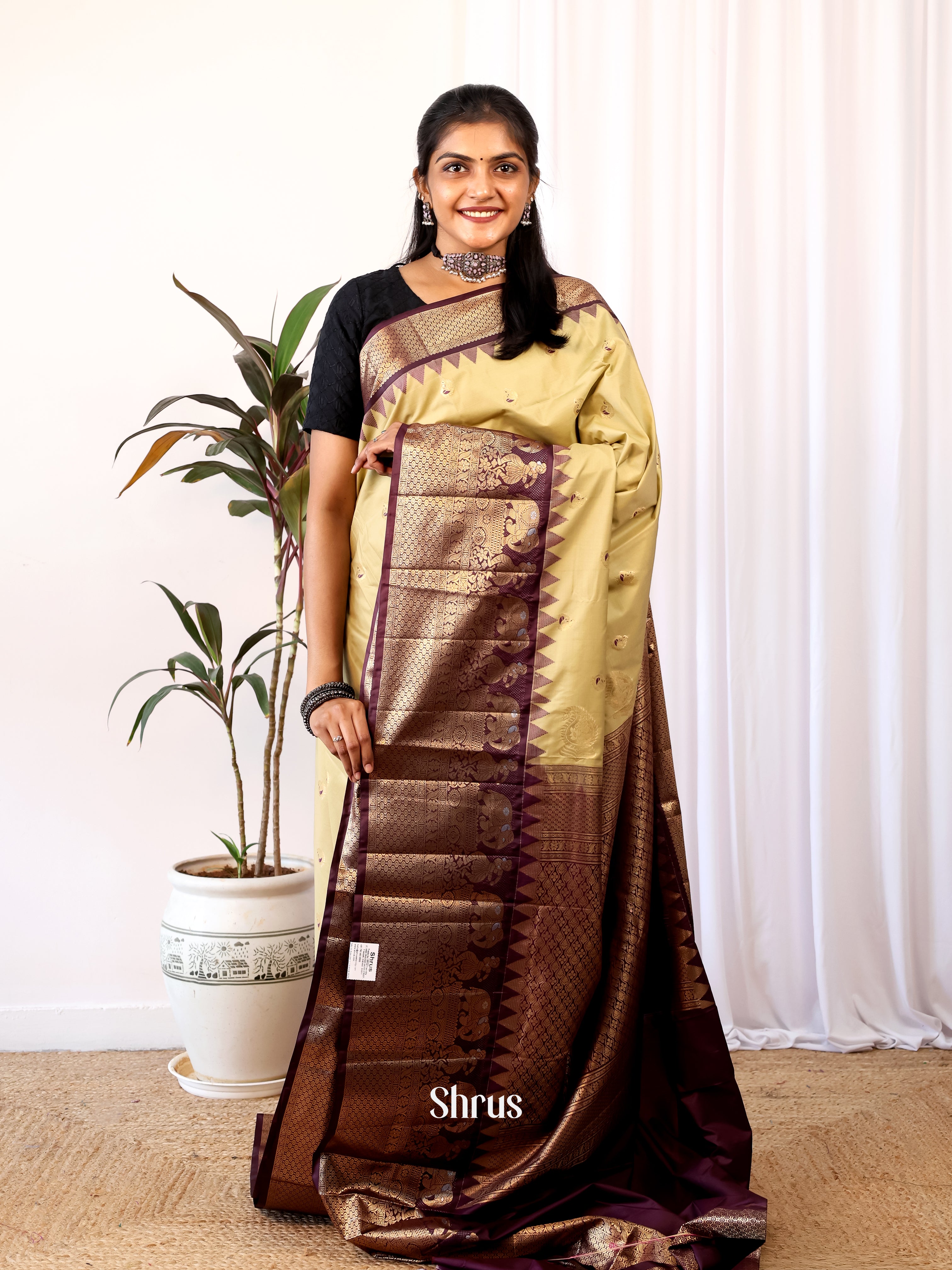 CJS02592 - Gadwal halfpure Saree - Shop on Shrus.com