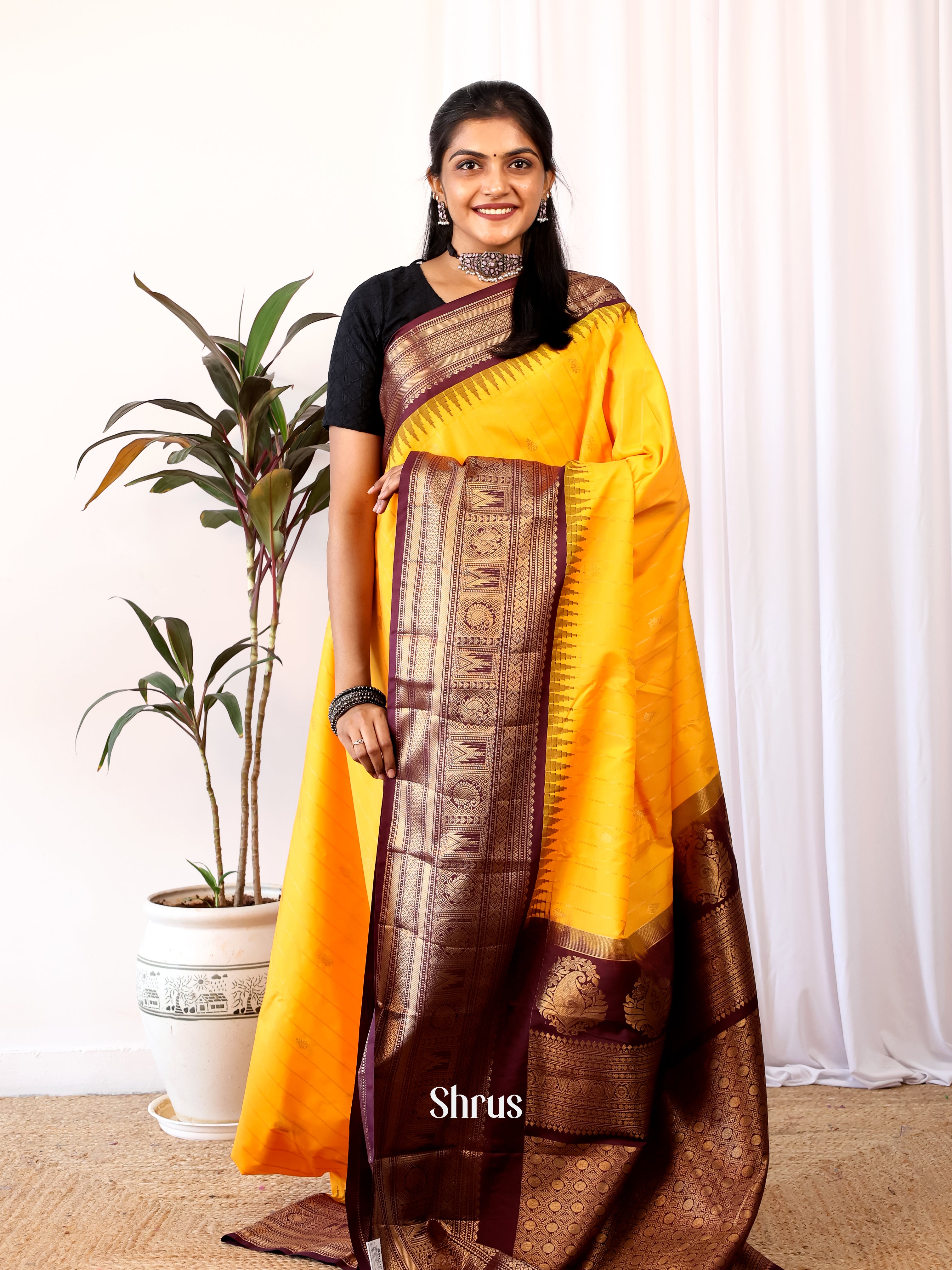 CJS02598 - Gadwal halfpure Saree - Shop on Shrus.com