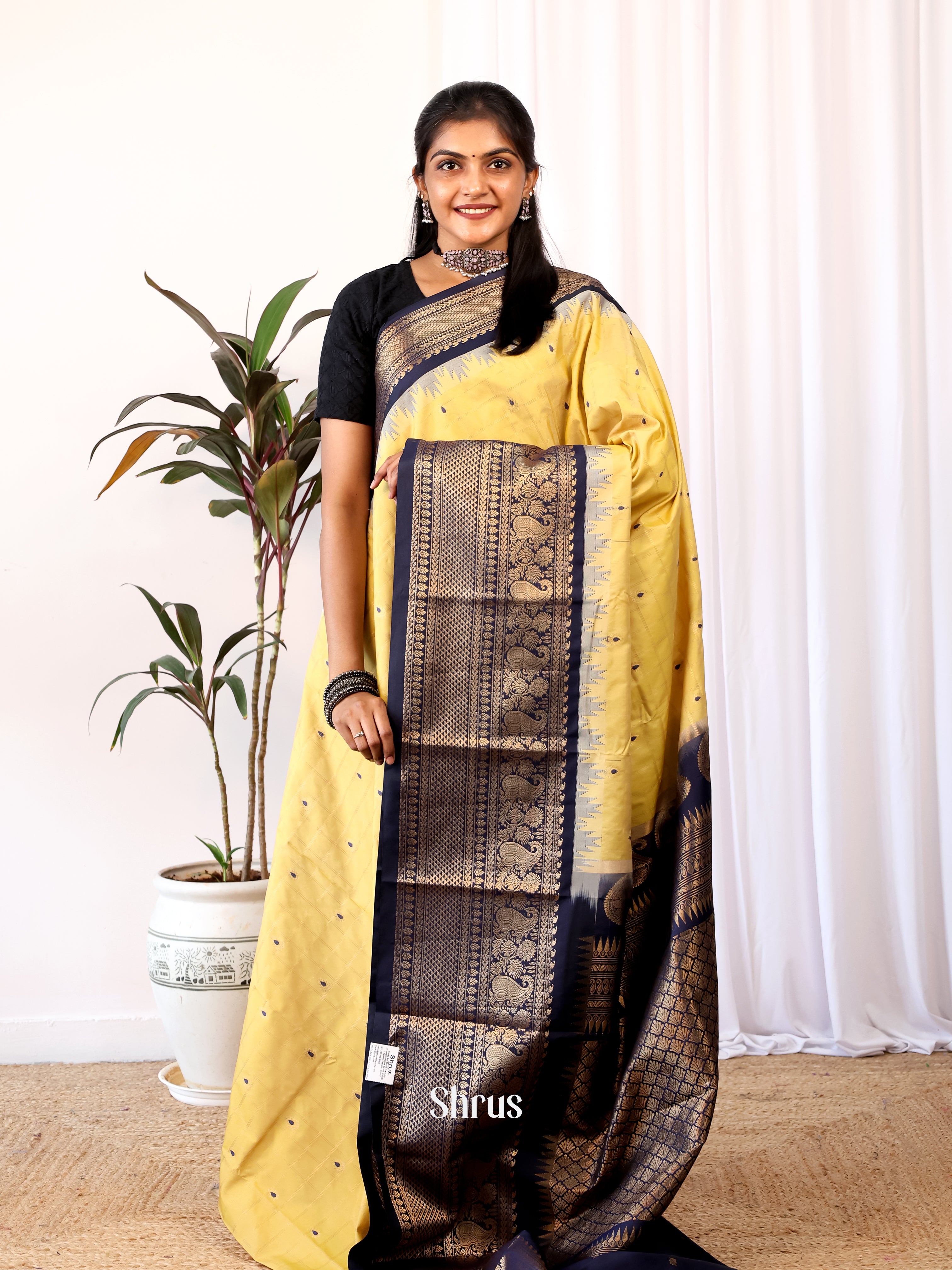 CJS02602 - Gadwal halfpure Saree - Shop on Shrus.com