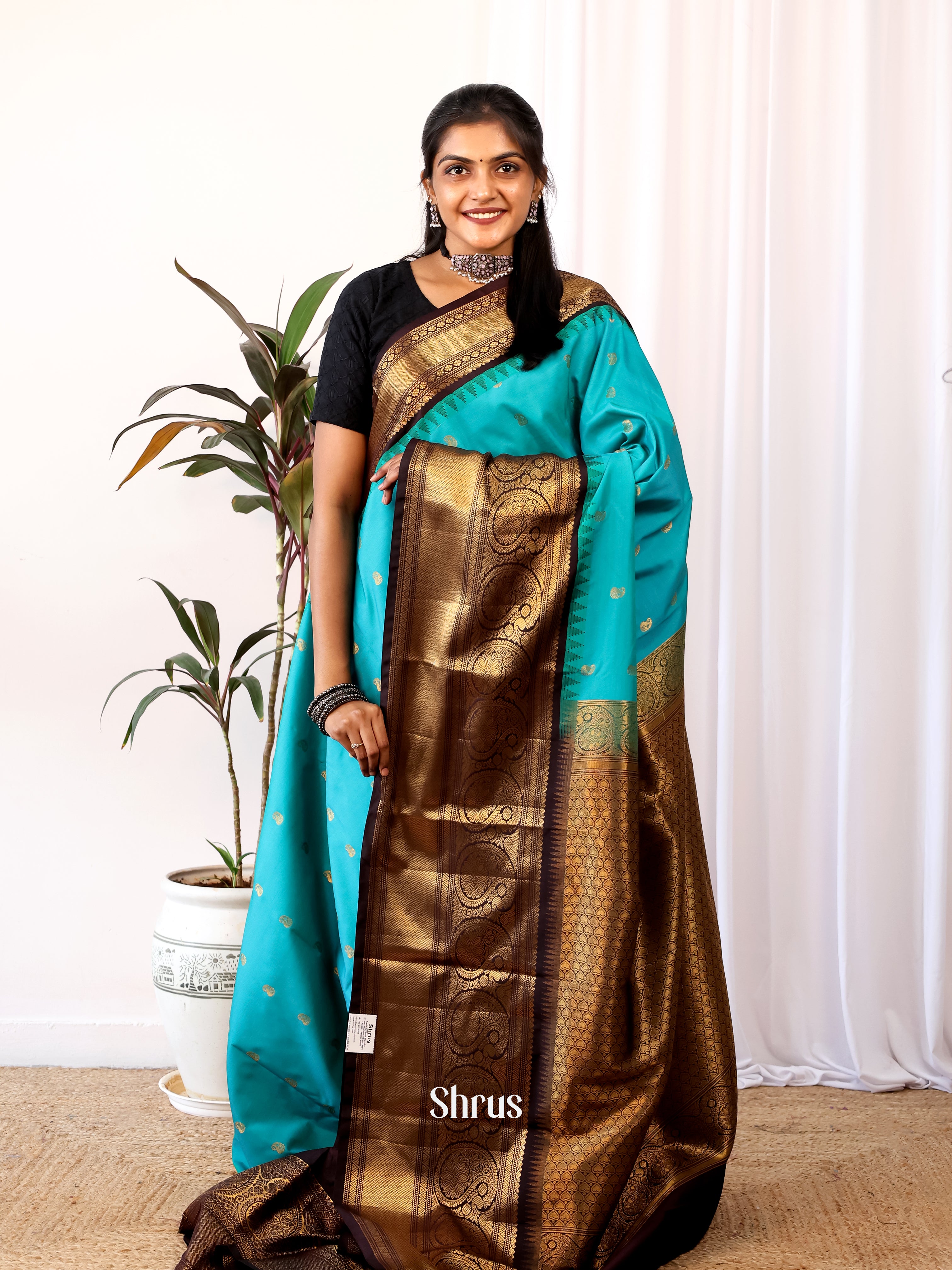 CJS02603 - Gadwal halfpure Saree - Shop on Shrus.com
