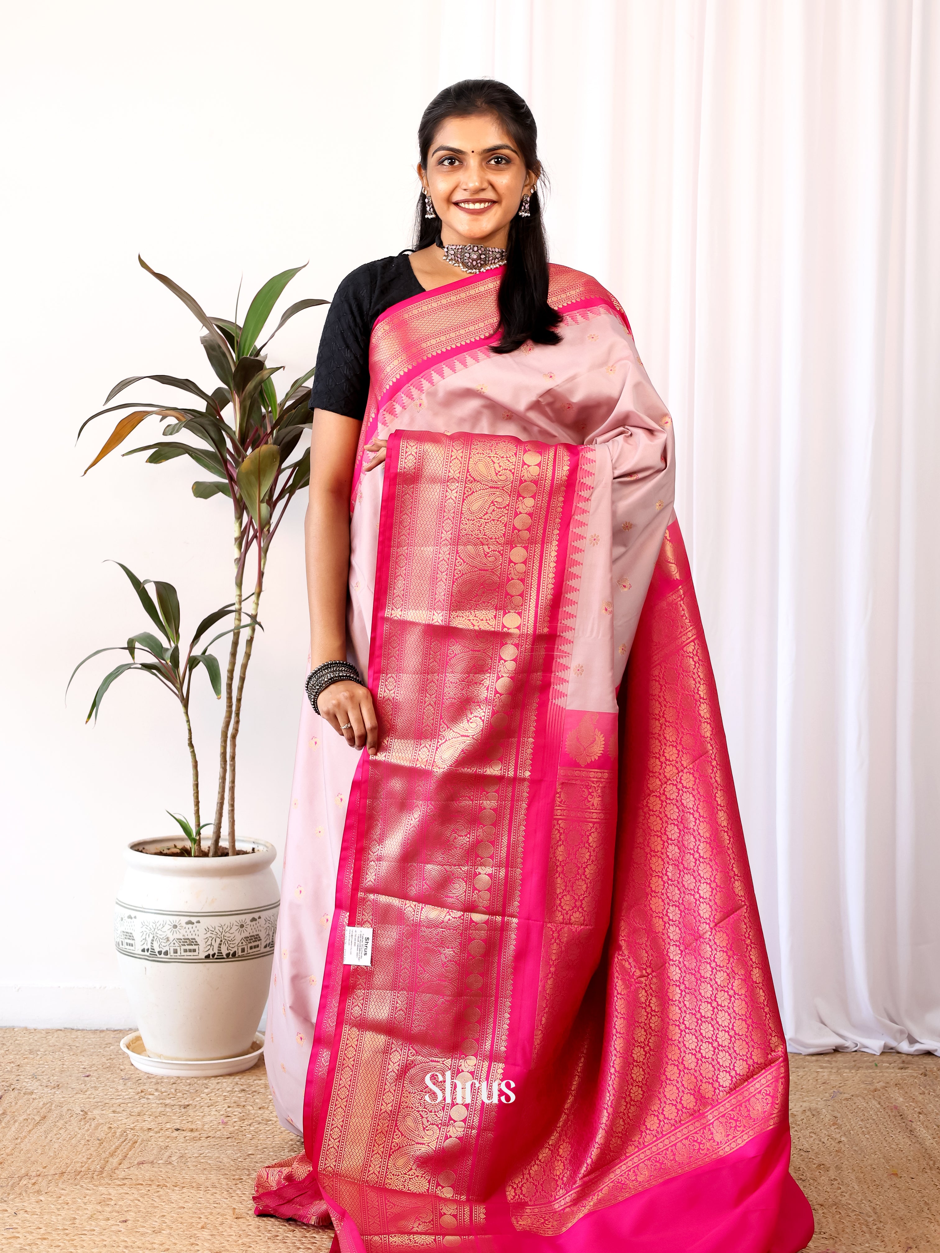 Pink & Magenta - Gadwal halfpure Saree - Shop on Shrus.com