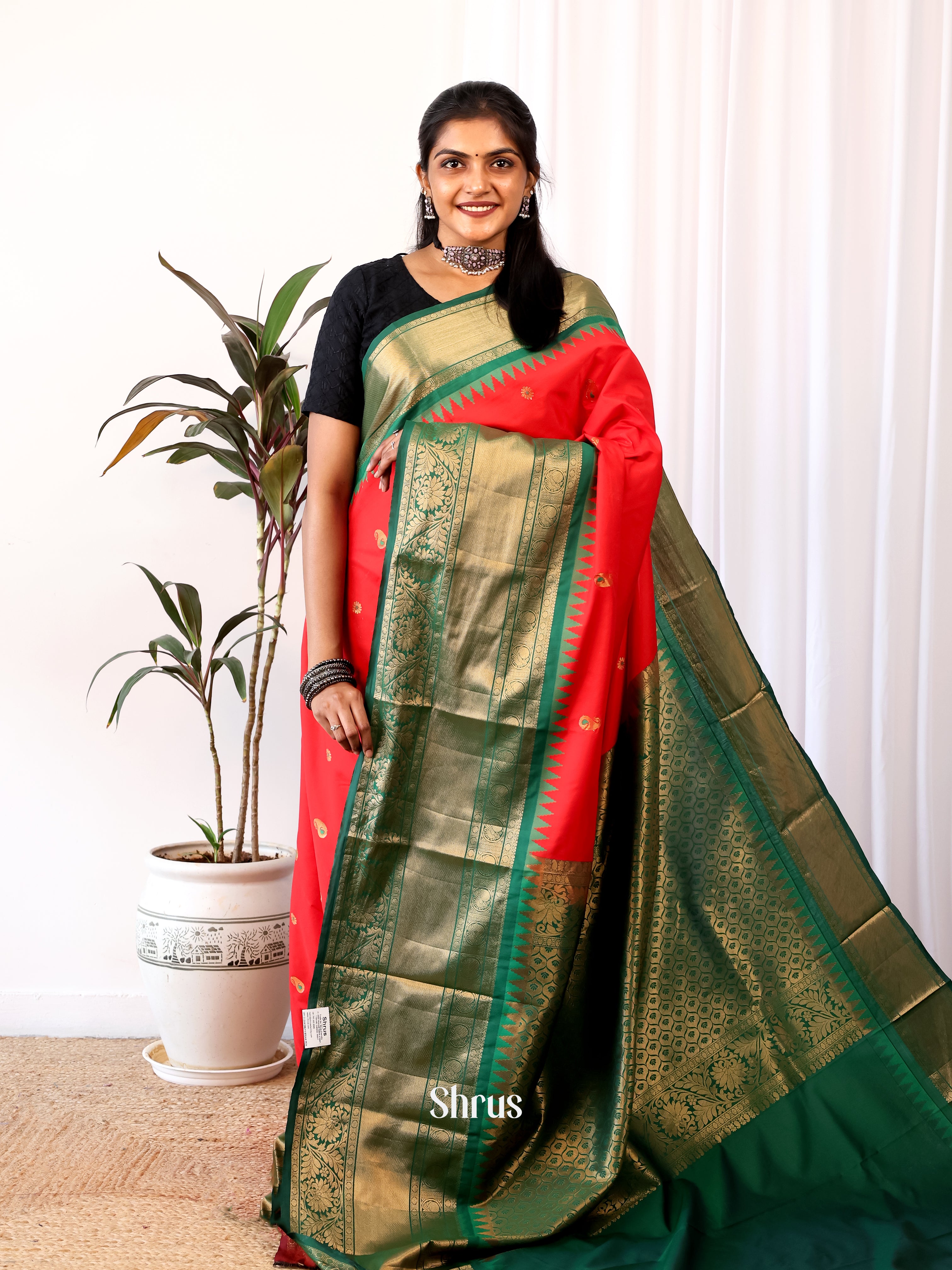 Red & Green- Gadwal halfpure Saree - Shop on Shrus.com