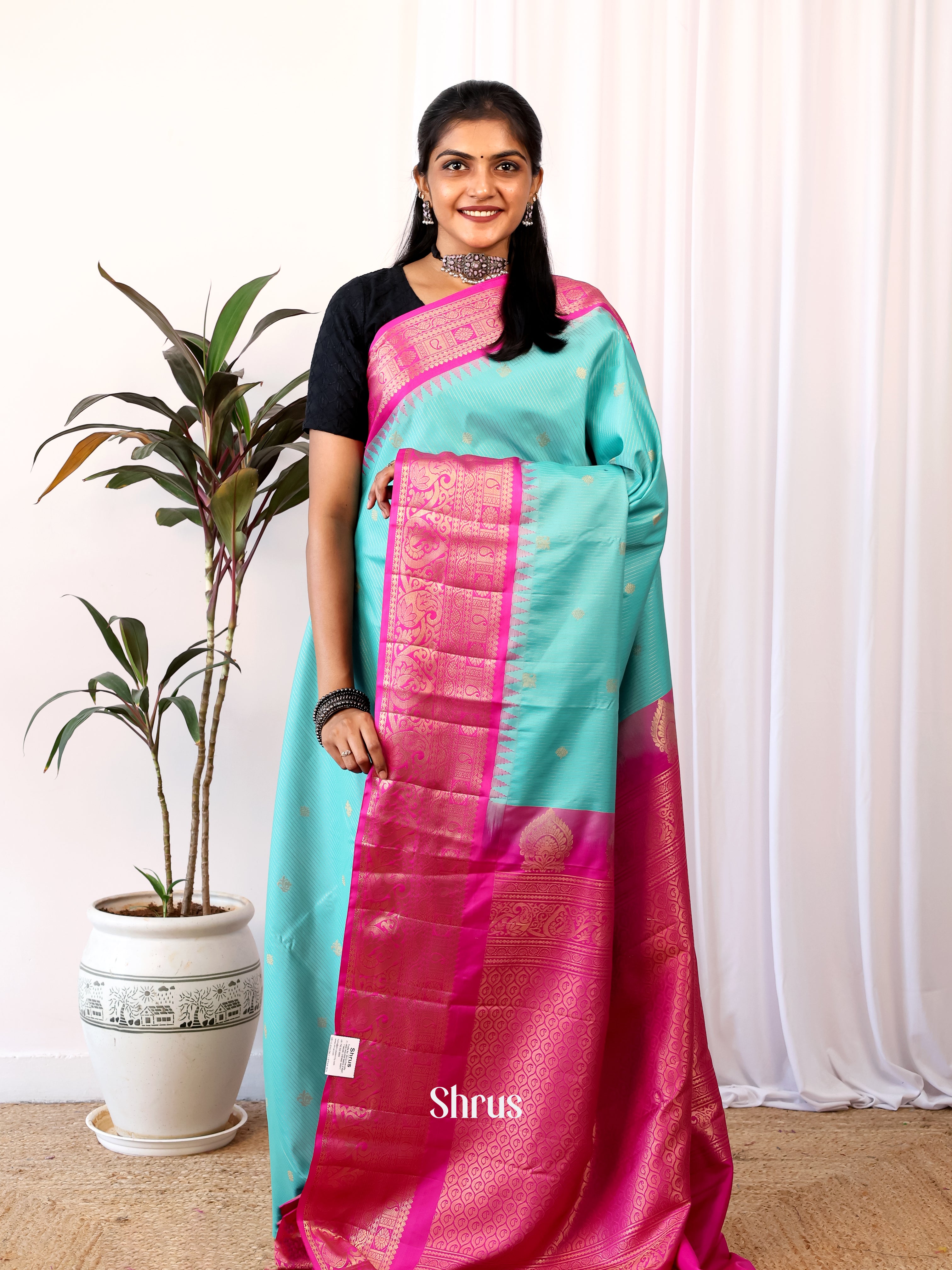 Blue & Pink - Gadwal halfpure Saree - Shop on Shrus.com