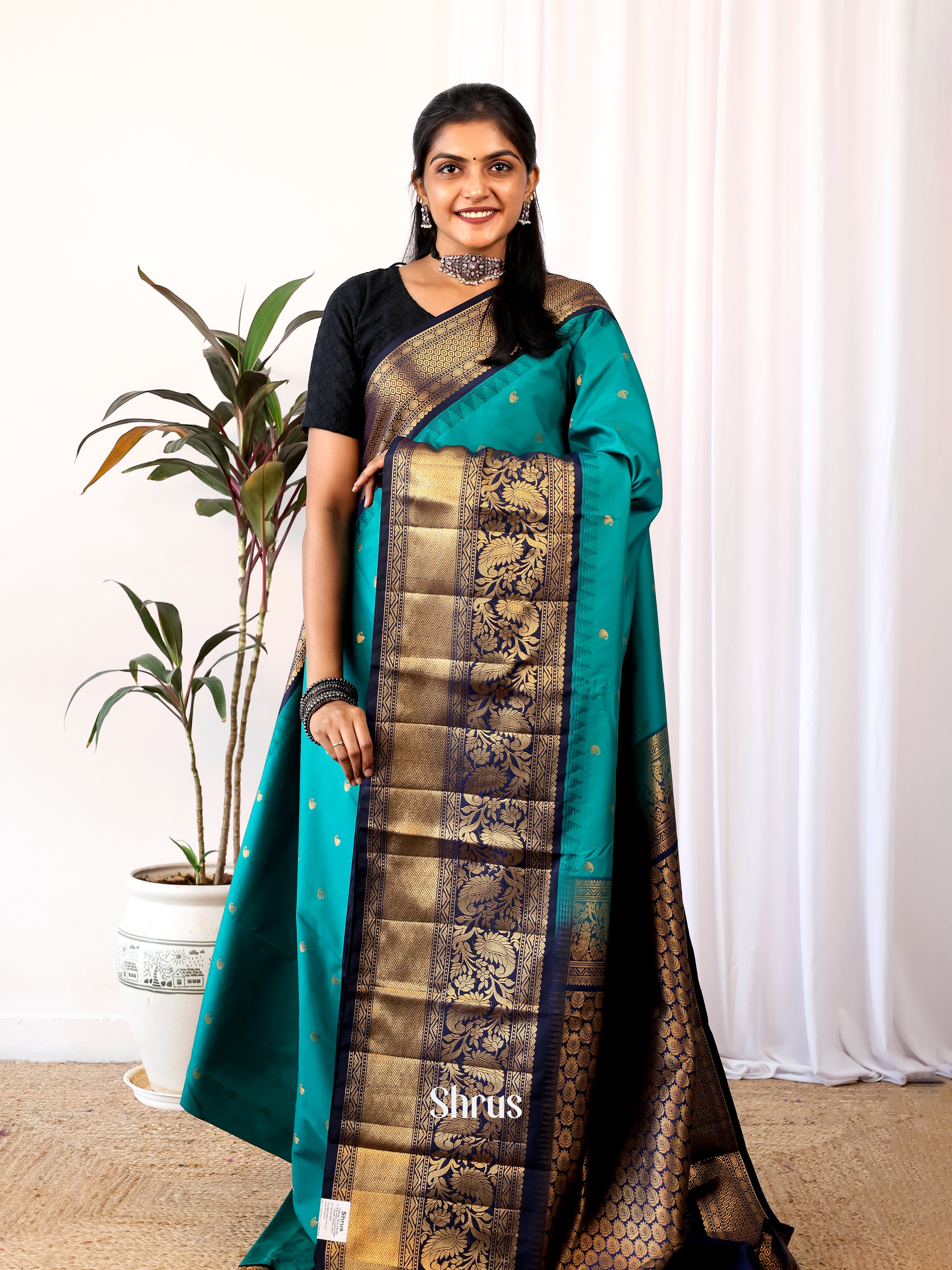 Rama Blue & Blue- Gadwal halfpure Saree - Shop on Shrus.com