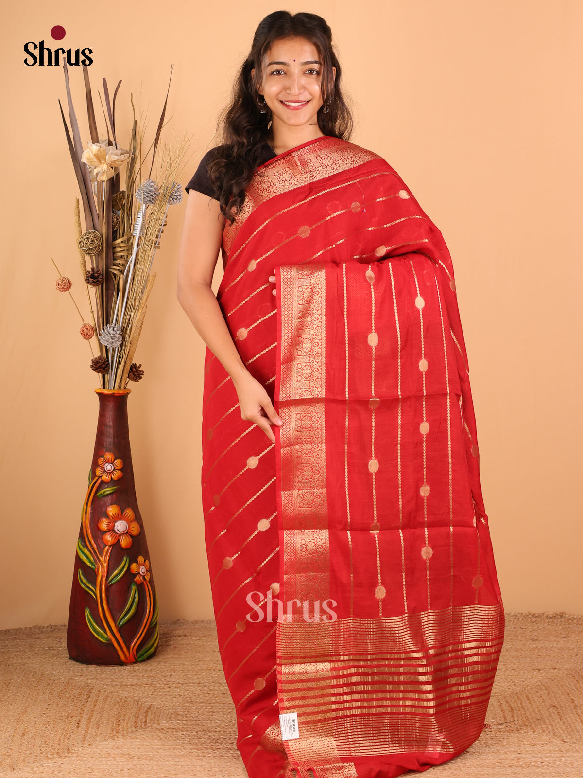 Red with dark green - Semi Chanderi - CJS03086 - Shop on Shrus.com