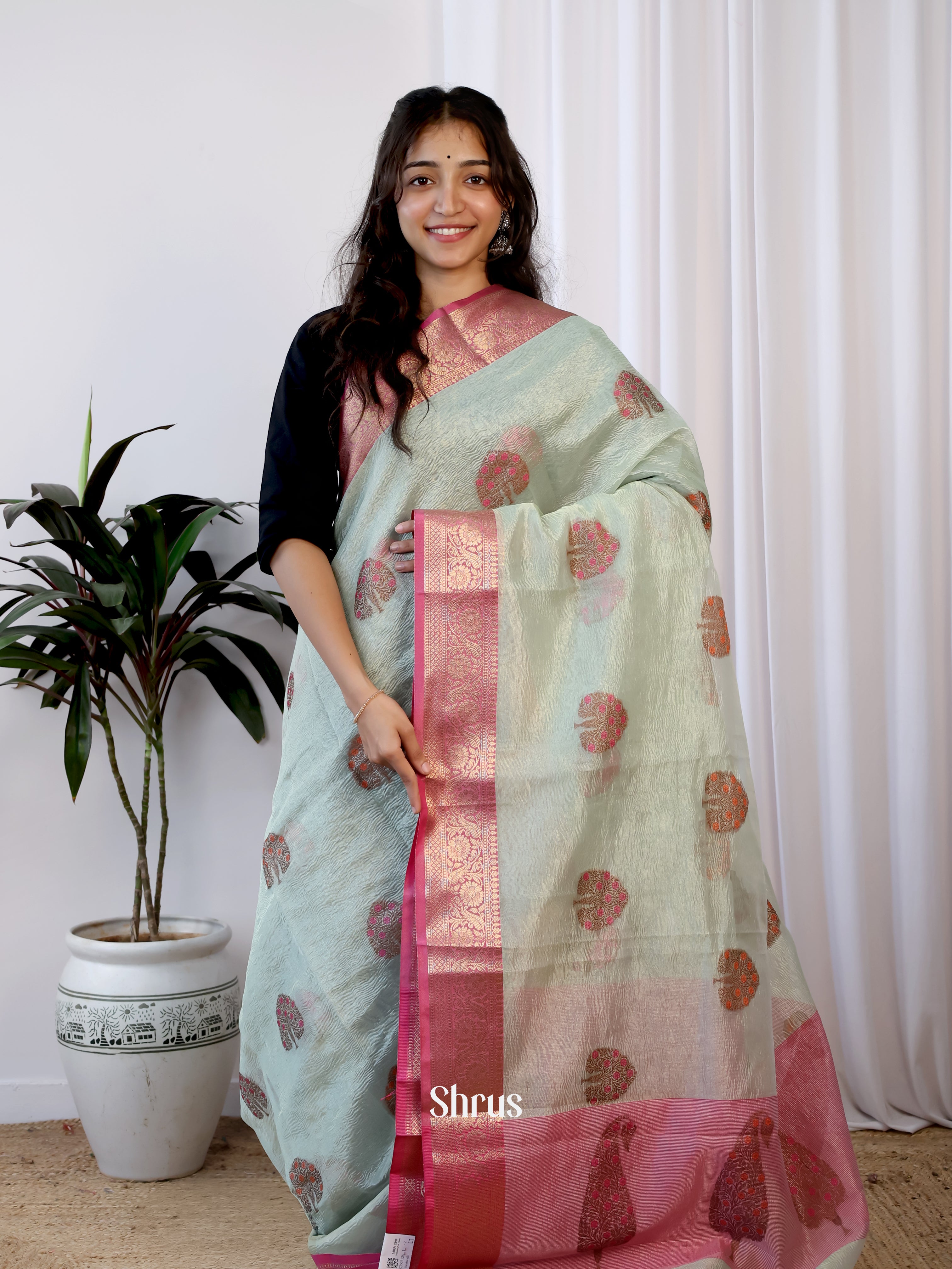Green & Pink - Bamboo silk Saree - Shop on Shrus.com