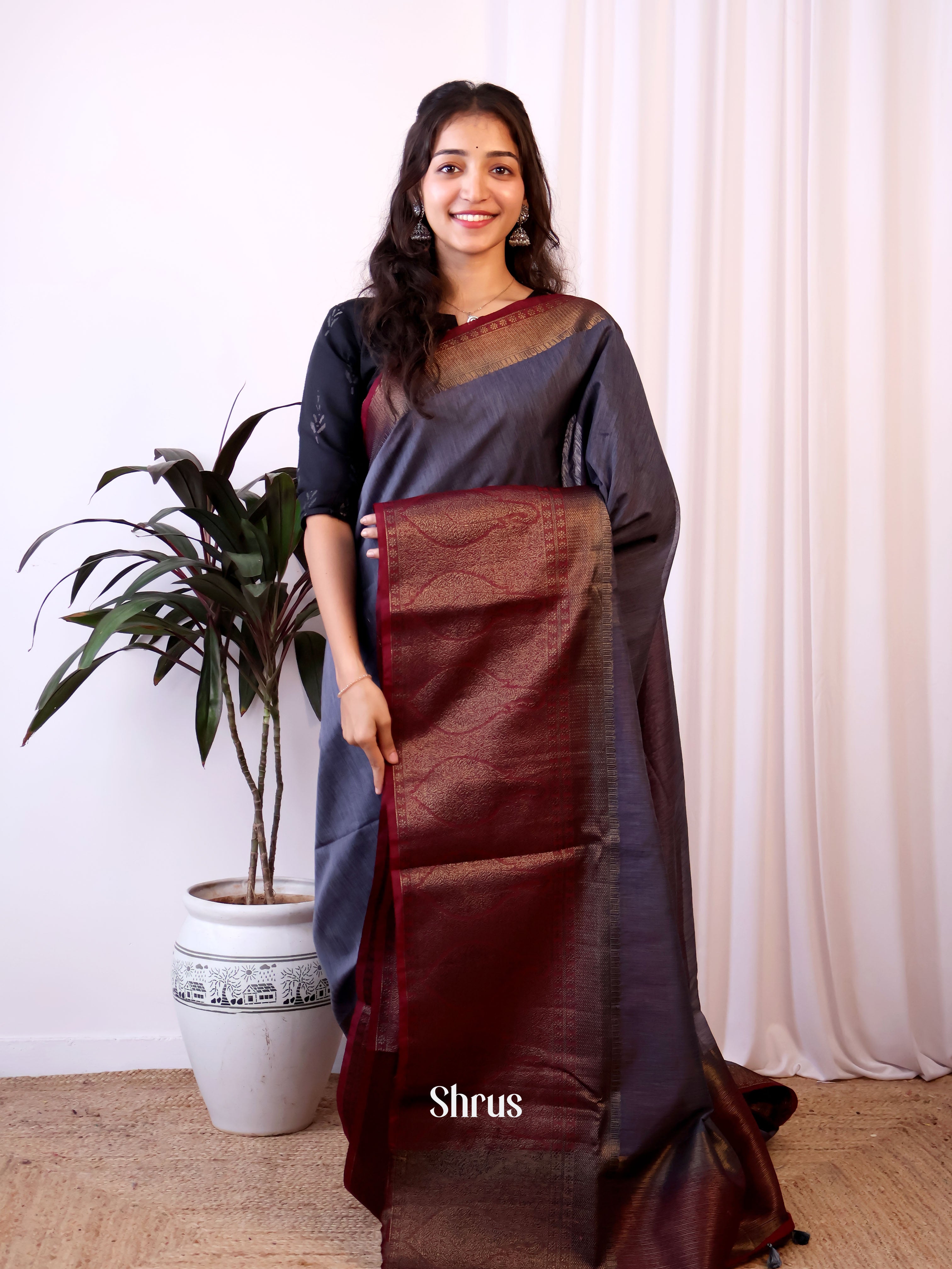 Grey & Maroon - Semi Jute Saree - Shop on Shrus.com