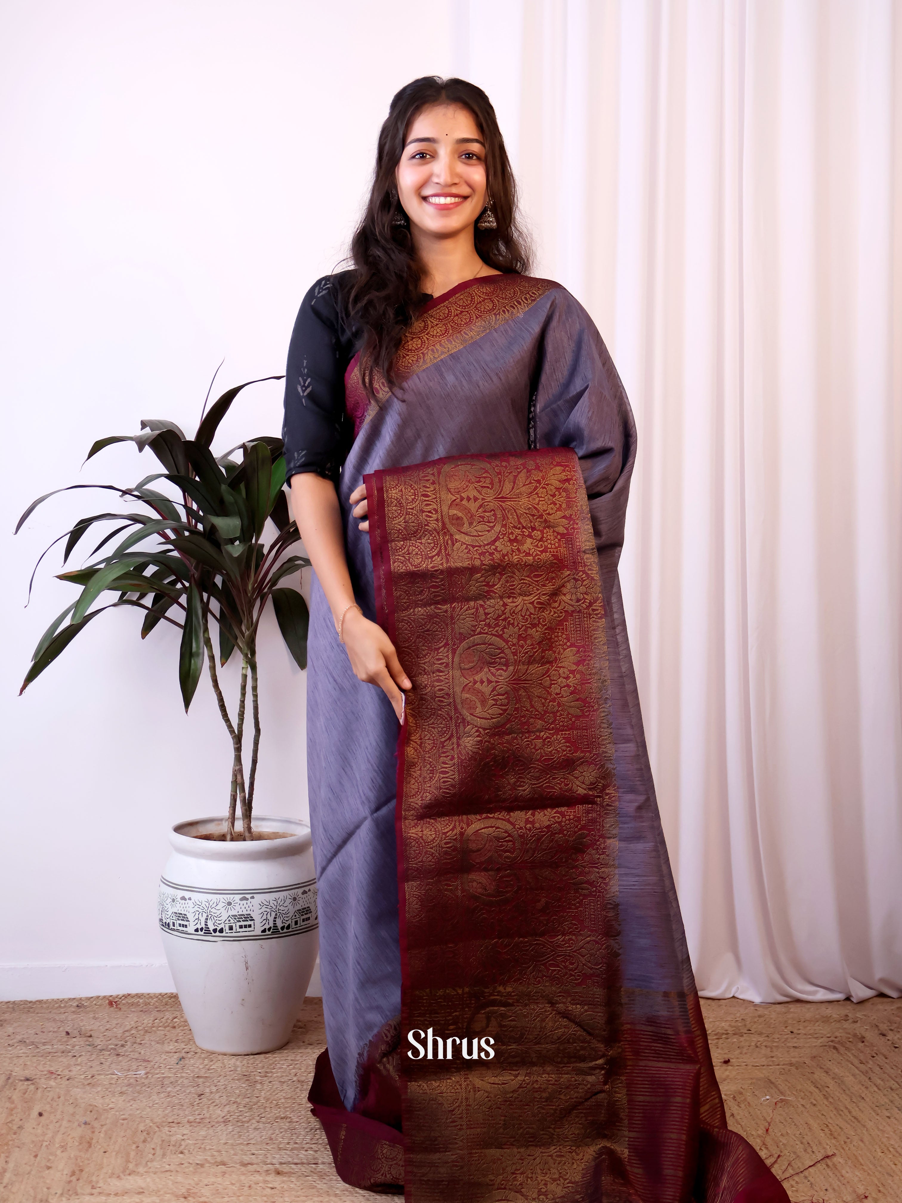 Grey & Maroon - Semi Jute Saree - Shop on Shrus.com