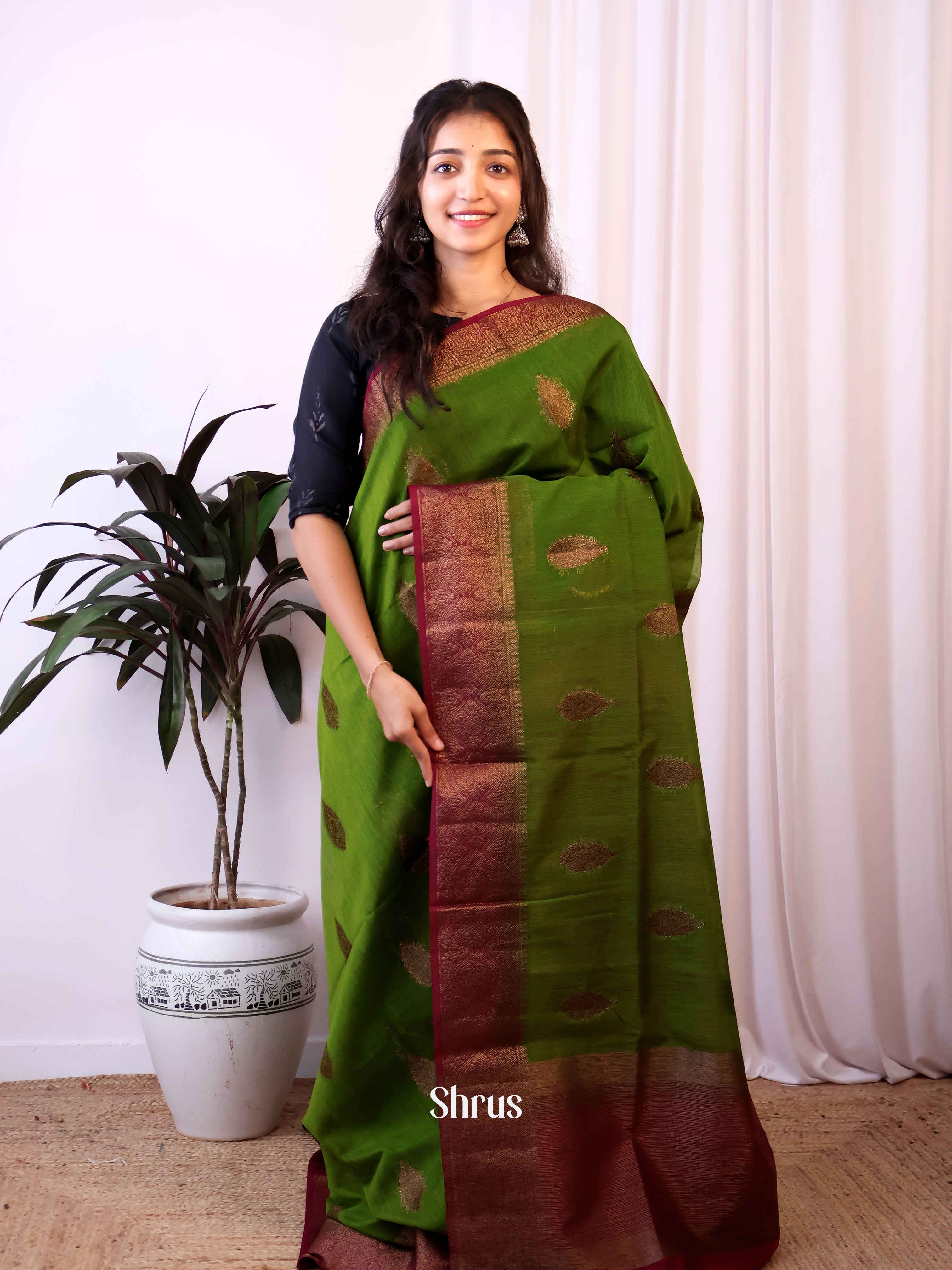 Green & MAroon - Semi Jute Saree - Shop on Shrus.com