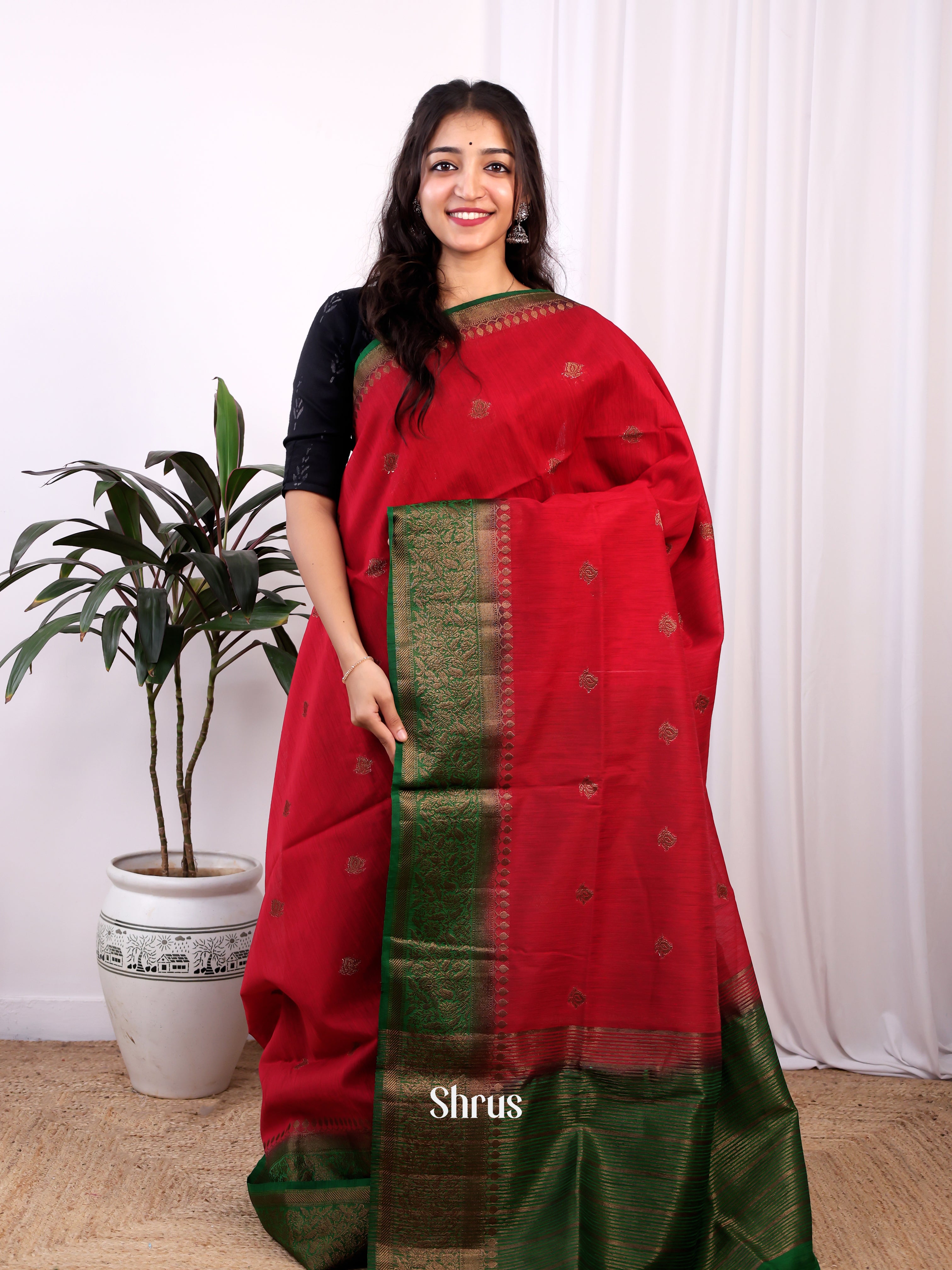 Red & Green -Semi Jute - Shop on Shrus.com