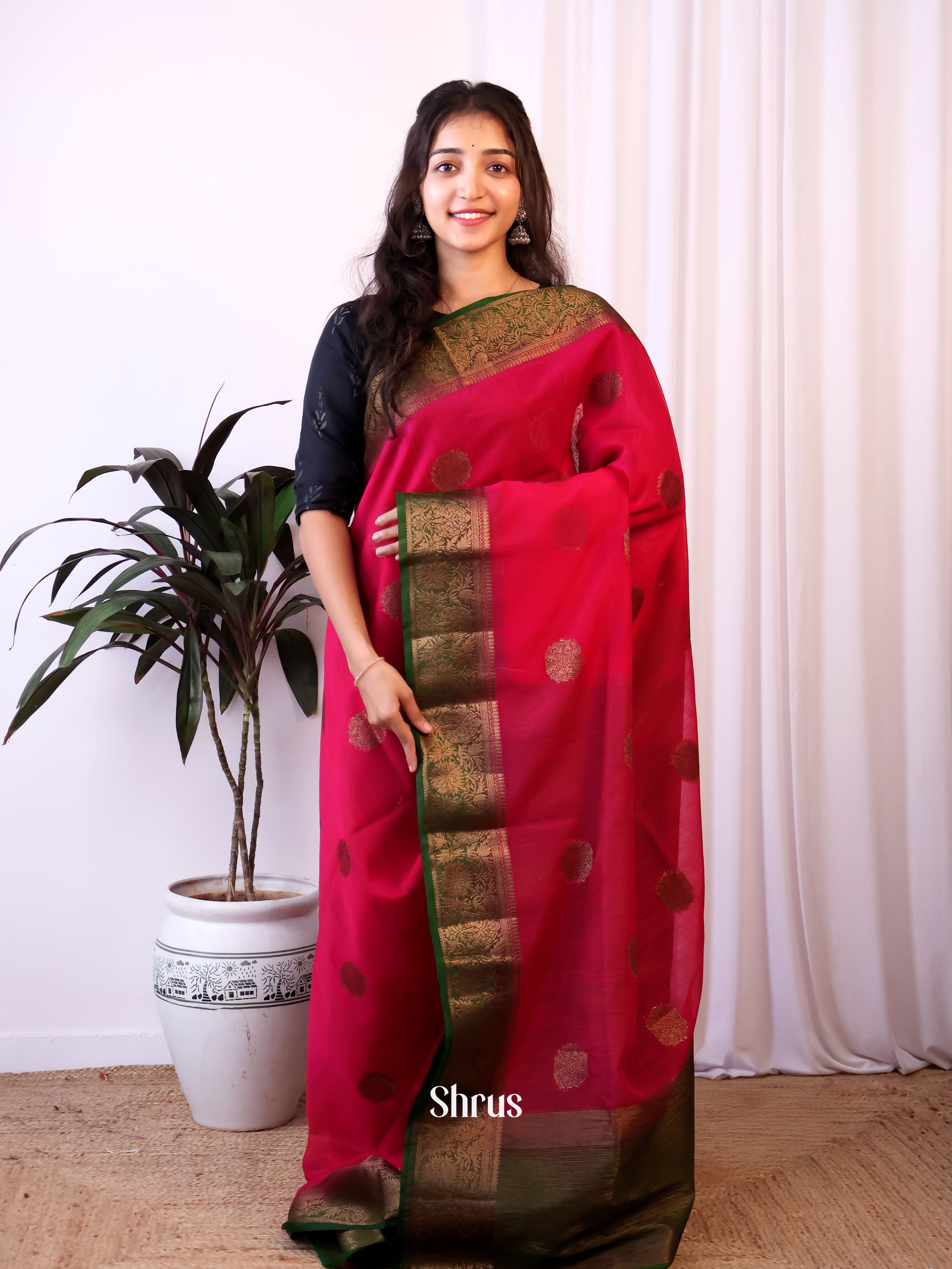 Red & Green - Semi Jute Saree - Shop on Shrus.com