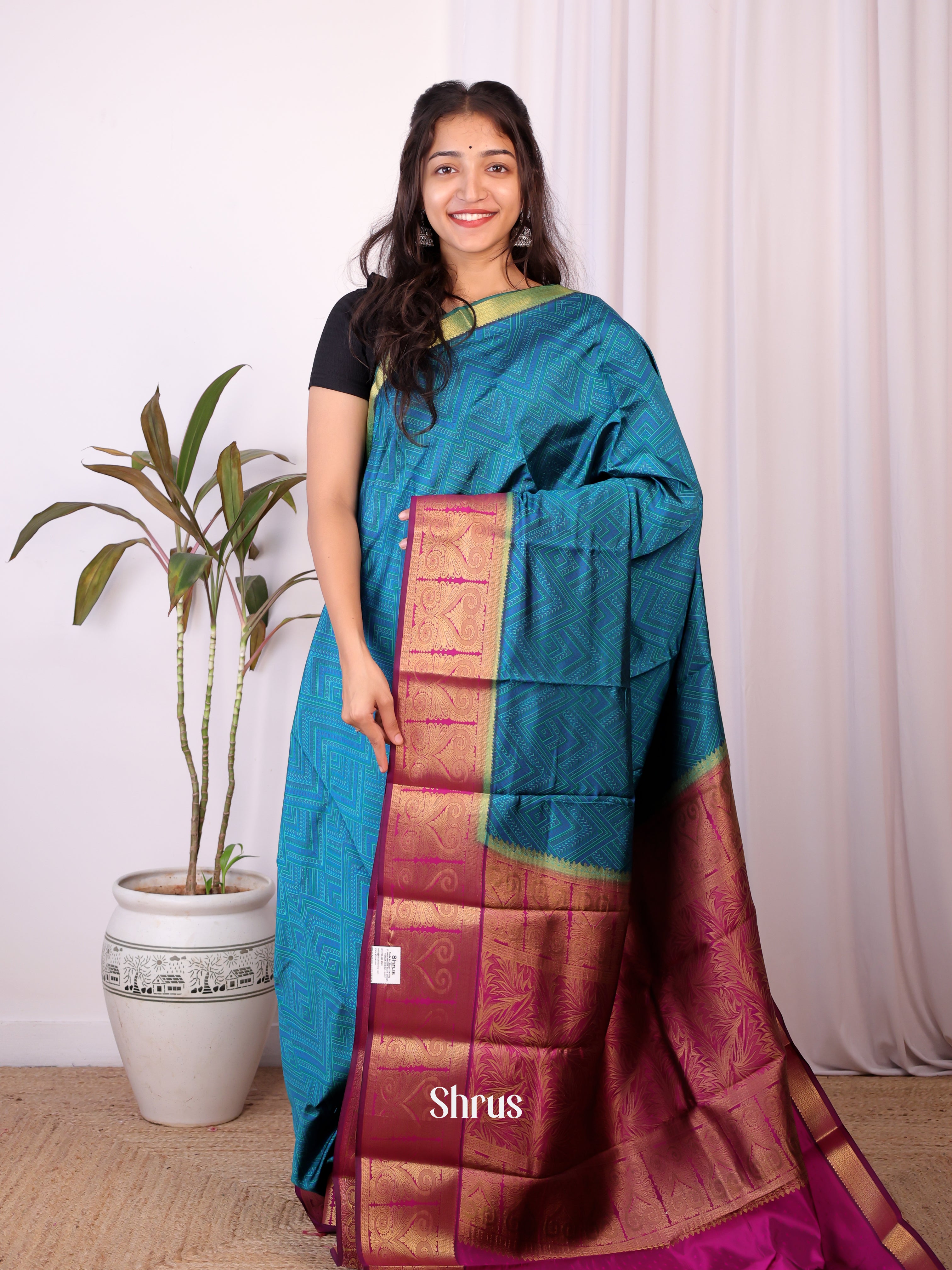 Blue & Majenta - Printed Silk Saree - Shop on Shrus.com
