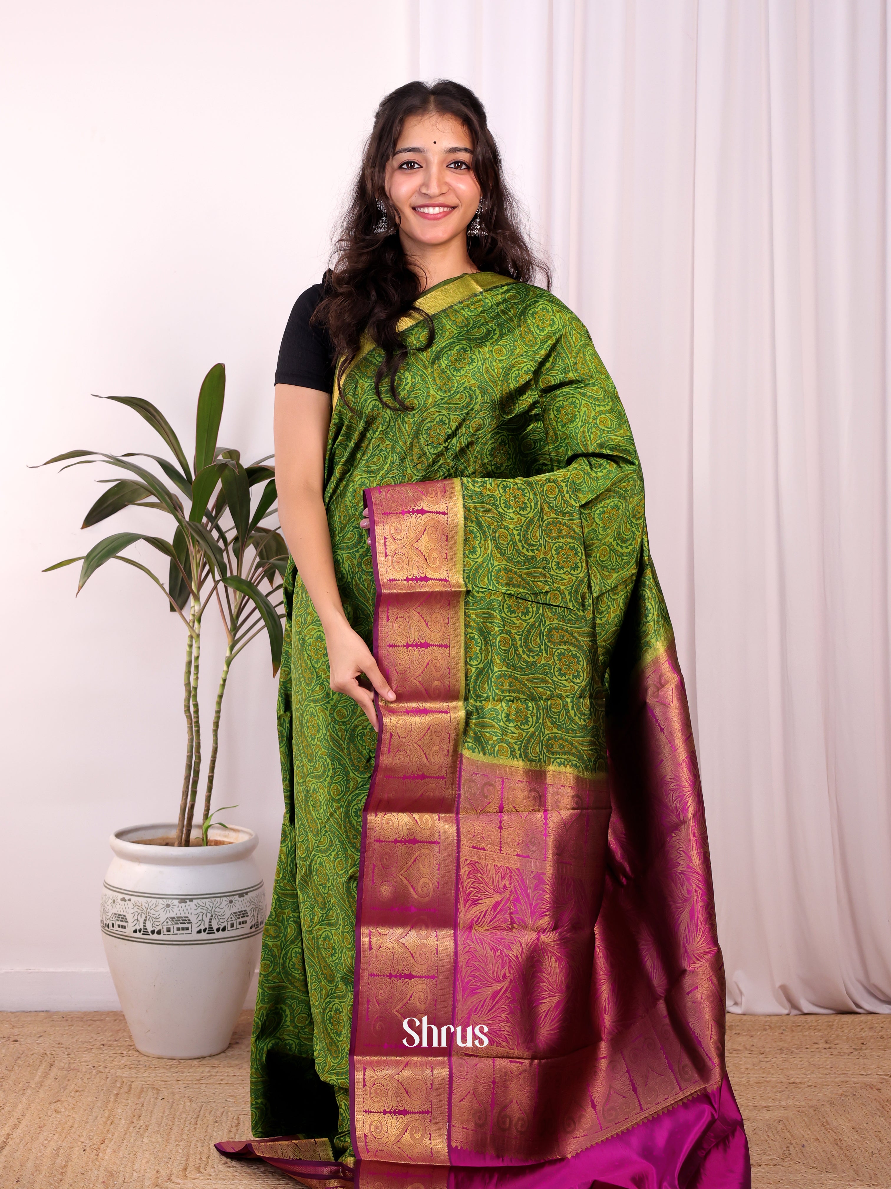 Green & Majenta - Printed Silk Saree - Shop on Shrus.com